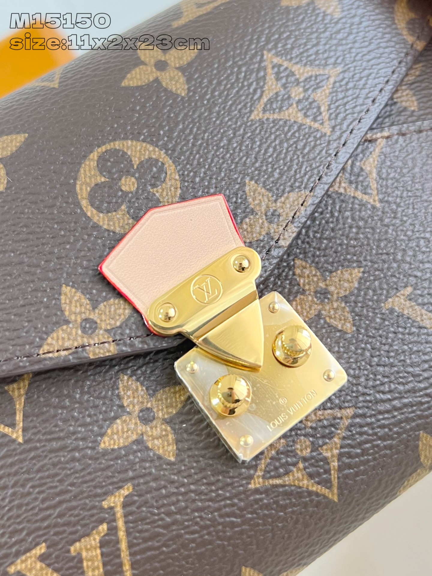 【顶级原单 M15150 】本款Kirigami Organizer 链条手拿包出自LV Travels