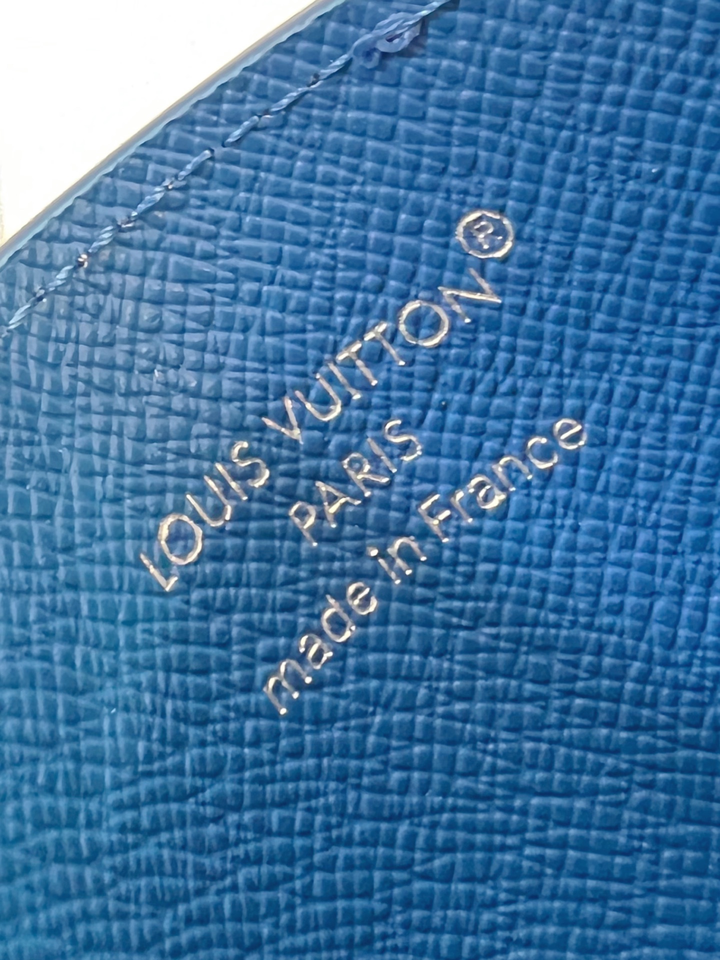 【顶级原单 M26804蓝 】此款采用全新 Monogram Eclipse 涂层帆布材质的卡片夹风格靓