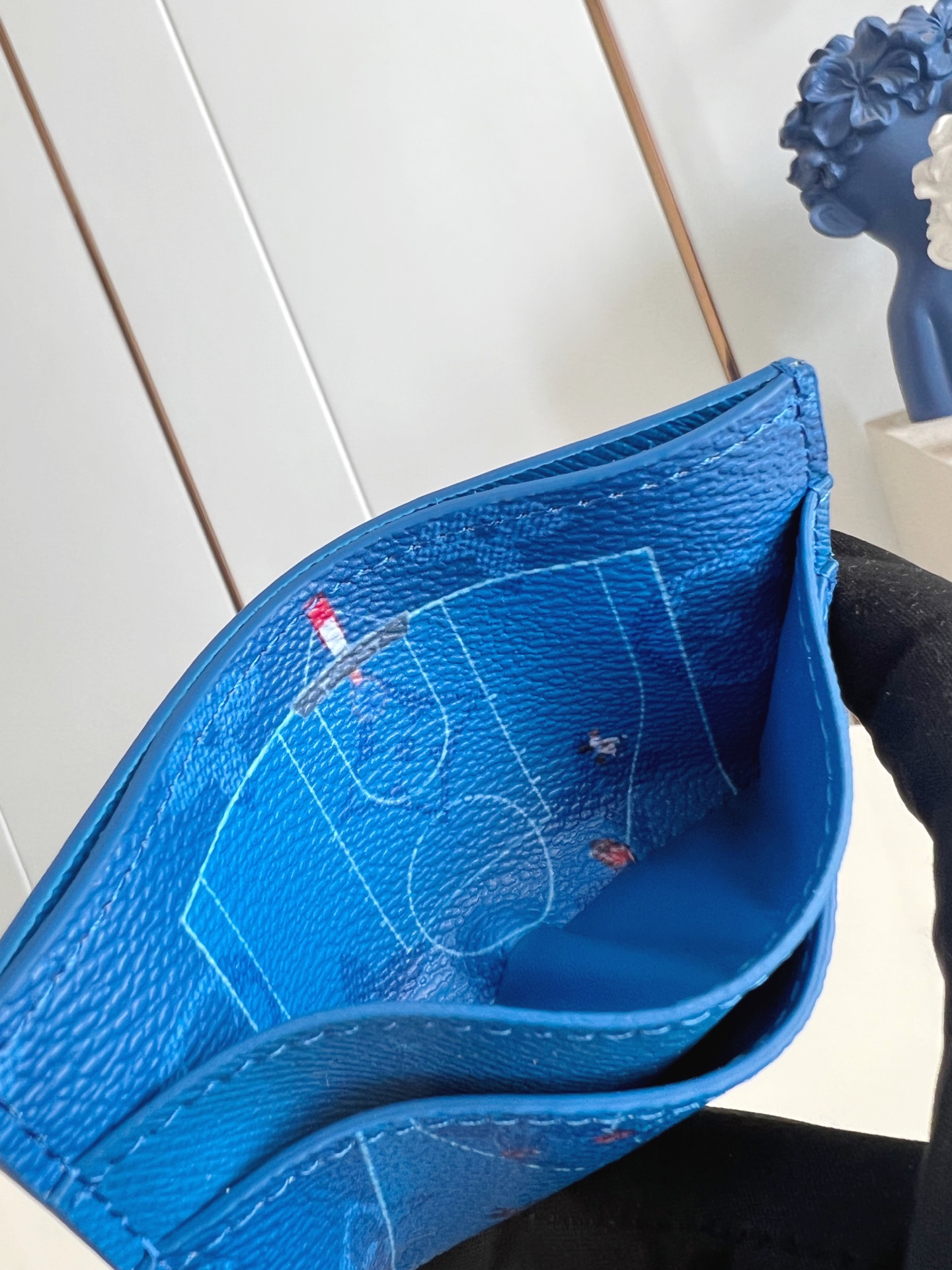 【顶级原单 M26804蓝 】此款采用全新 Monogram Eclipse 涂层帆布材质的卡片夹风格靓