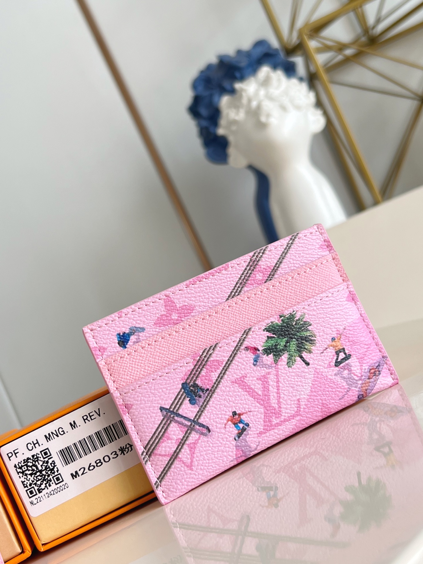 【顶级原单 M26803粉 】此款采用全新 Monogram Eclipse 涂层帆布材质的卡片夹风格靓