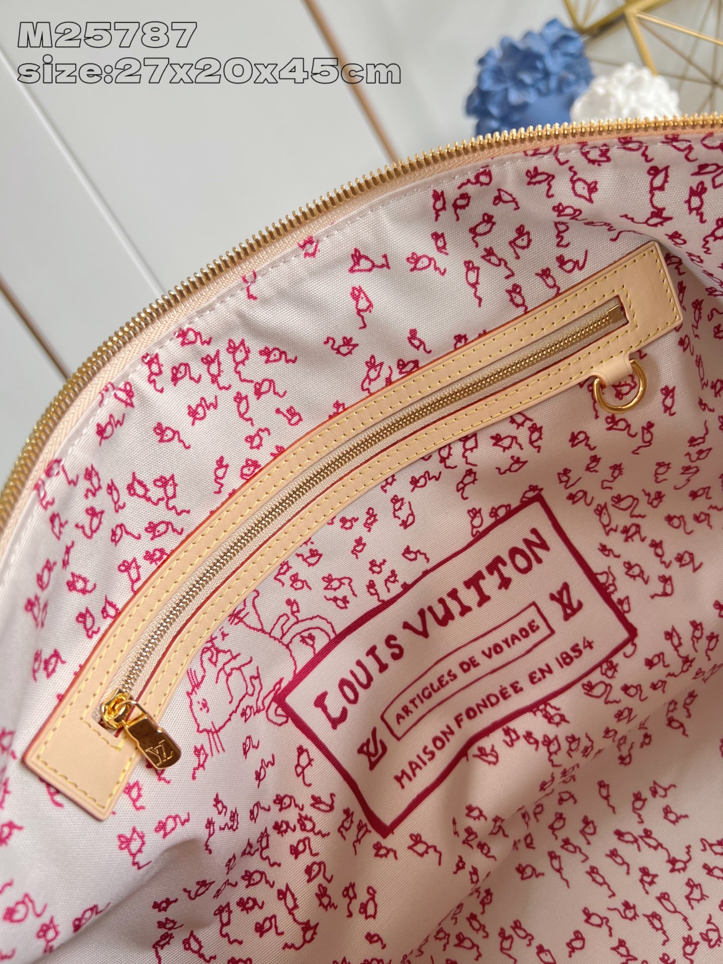 【顶级原单 M25787 】本款 Keepall Bandoulière 45 旅行袋出自路易威登与 G