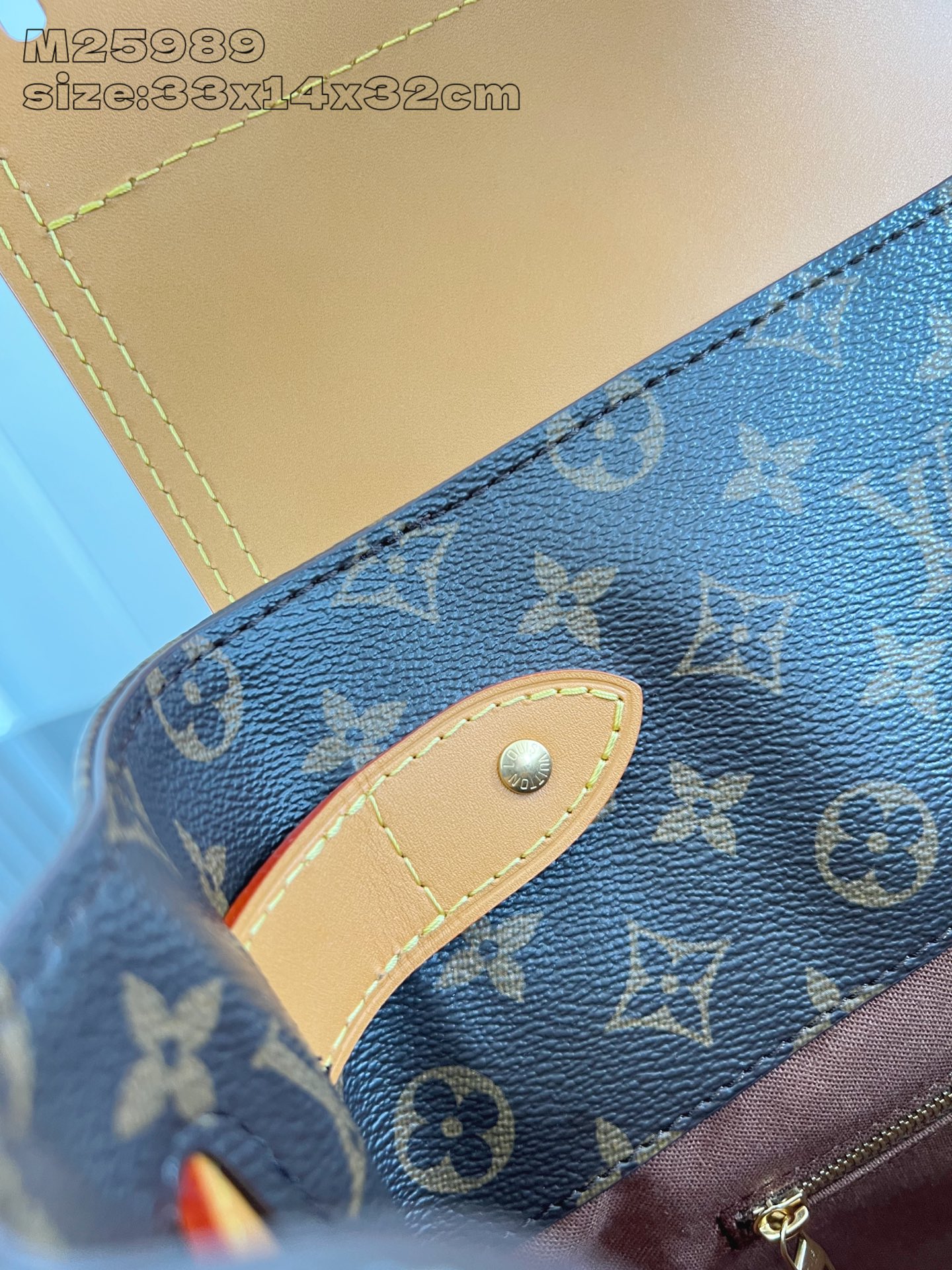 【顶级原单 M25989 】本款 Steamer 30 手袋出自 Pharrell Williams 之