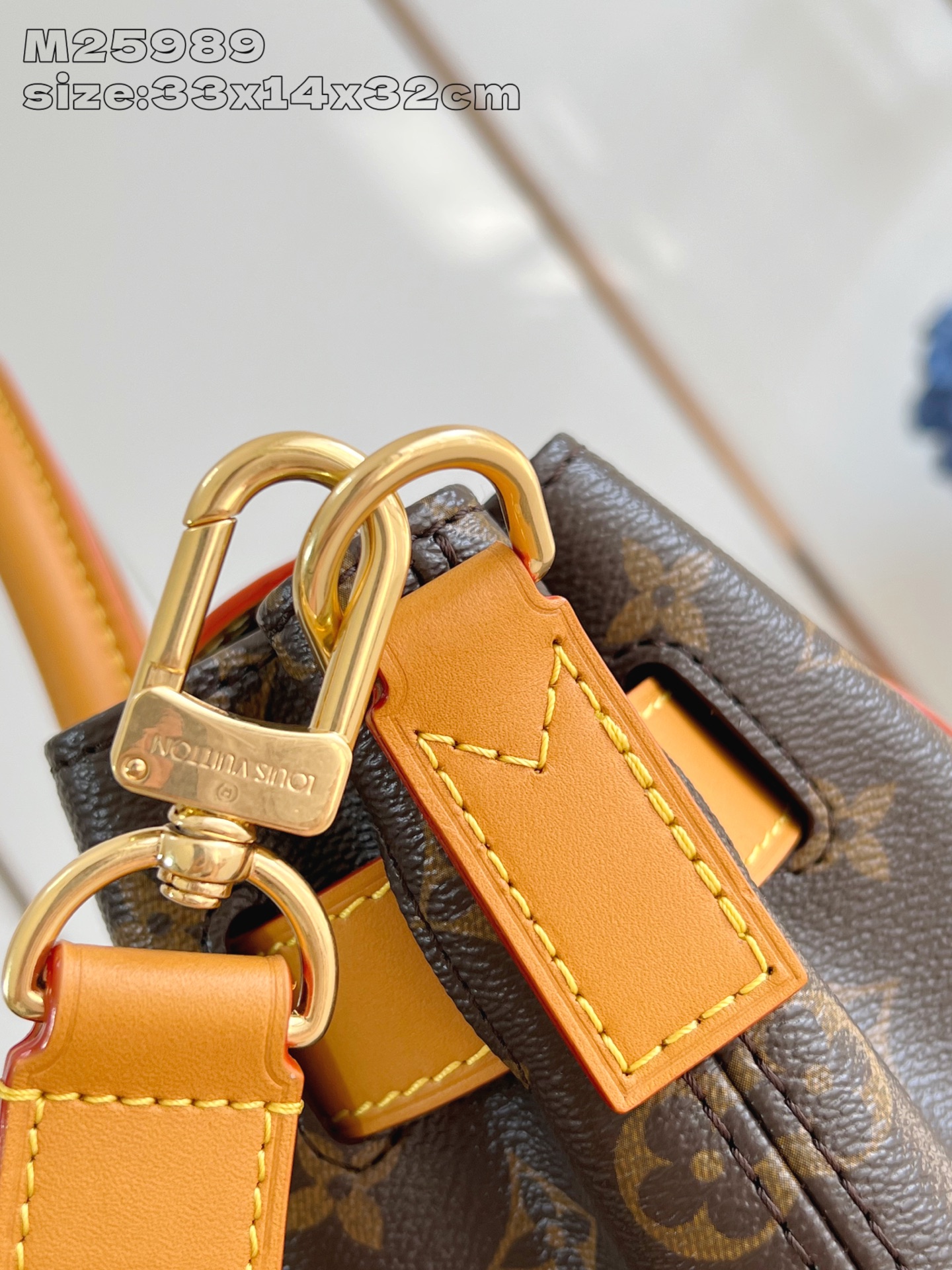 【顶级原单 M25989 】本款 Steamer 30 手袋出自 Pharrell Williams 之