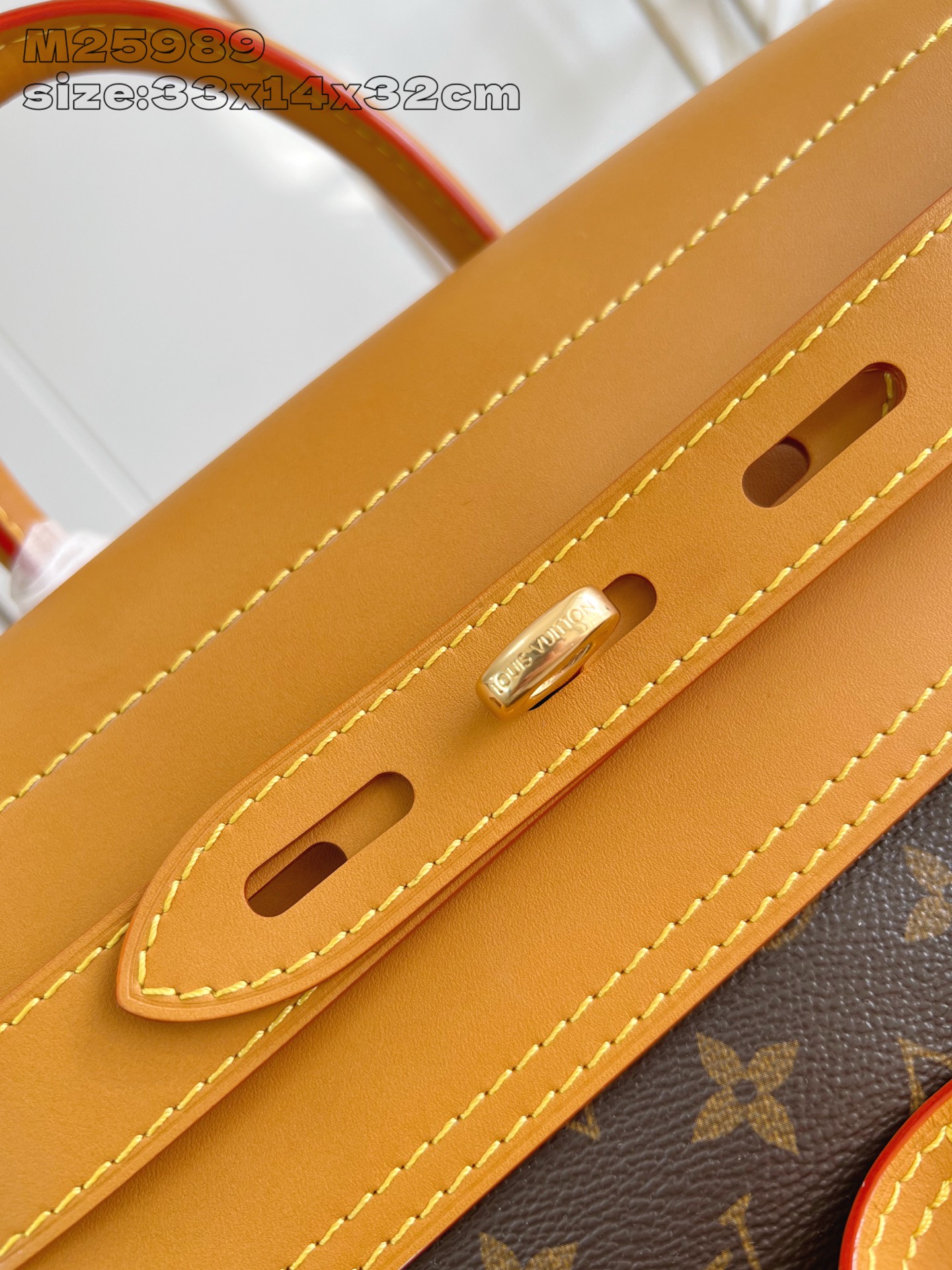 【顶级原单 M25989 】本款 Steamer 30 手袋出自 Pharrell Williams 之