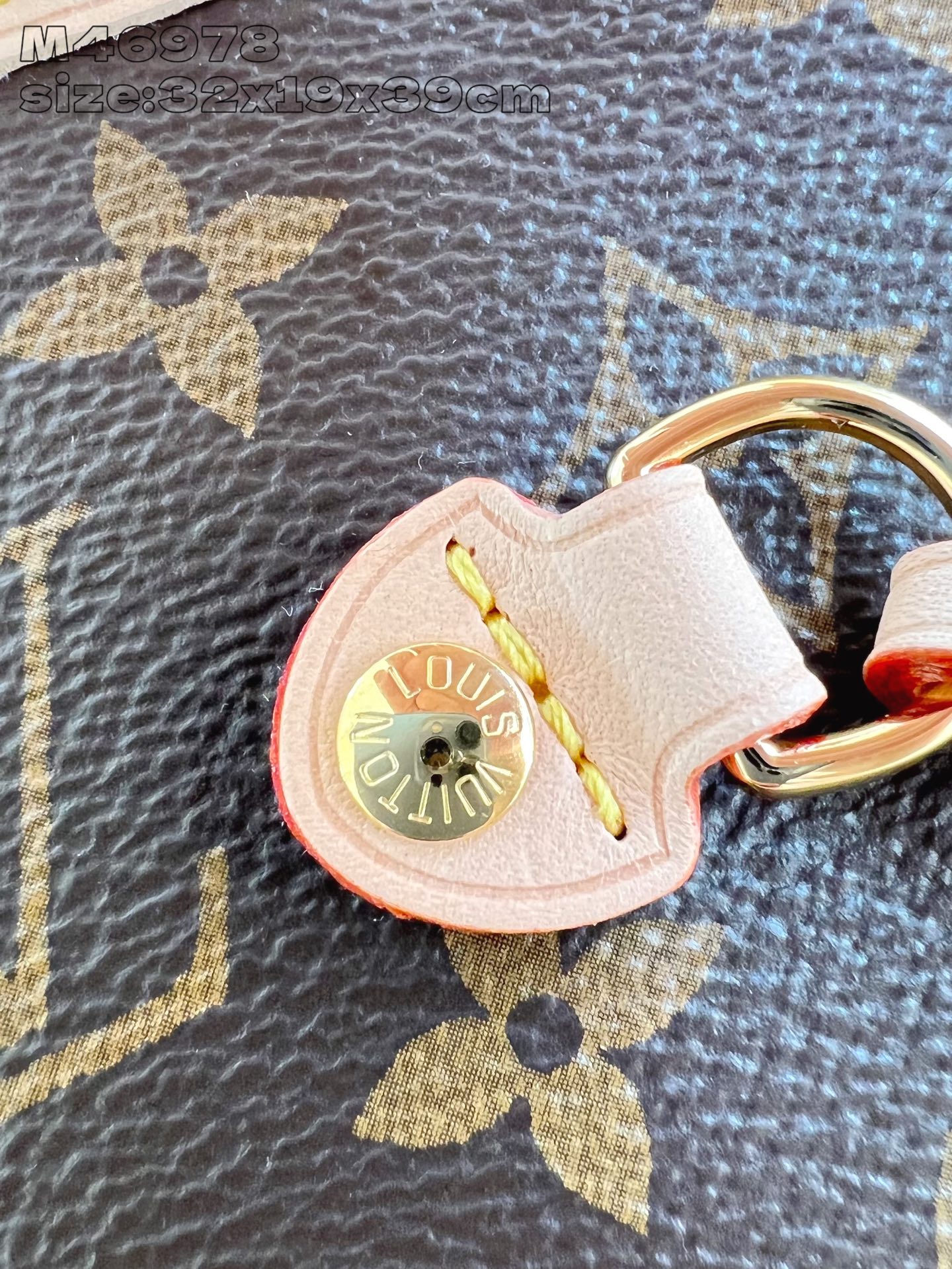 【顶级原单 M46978 】本款 Neverfull 大号托特包为柔软 Monogram 帆布勾勒牛皮革