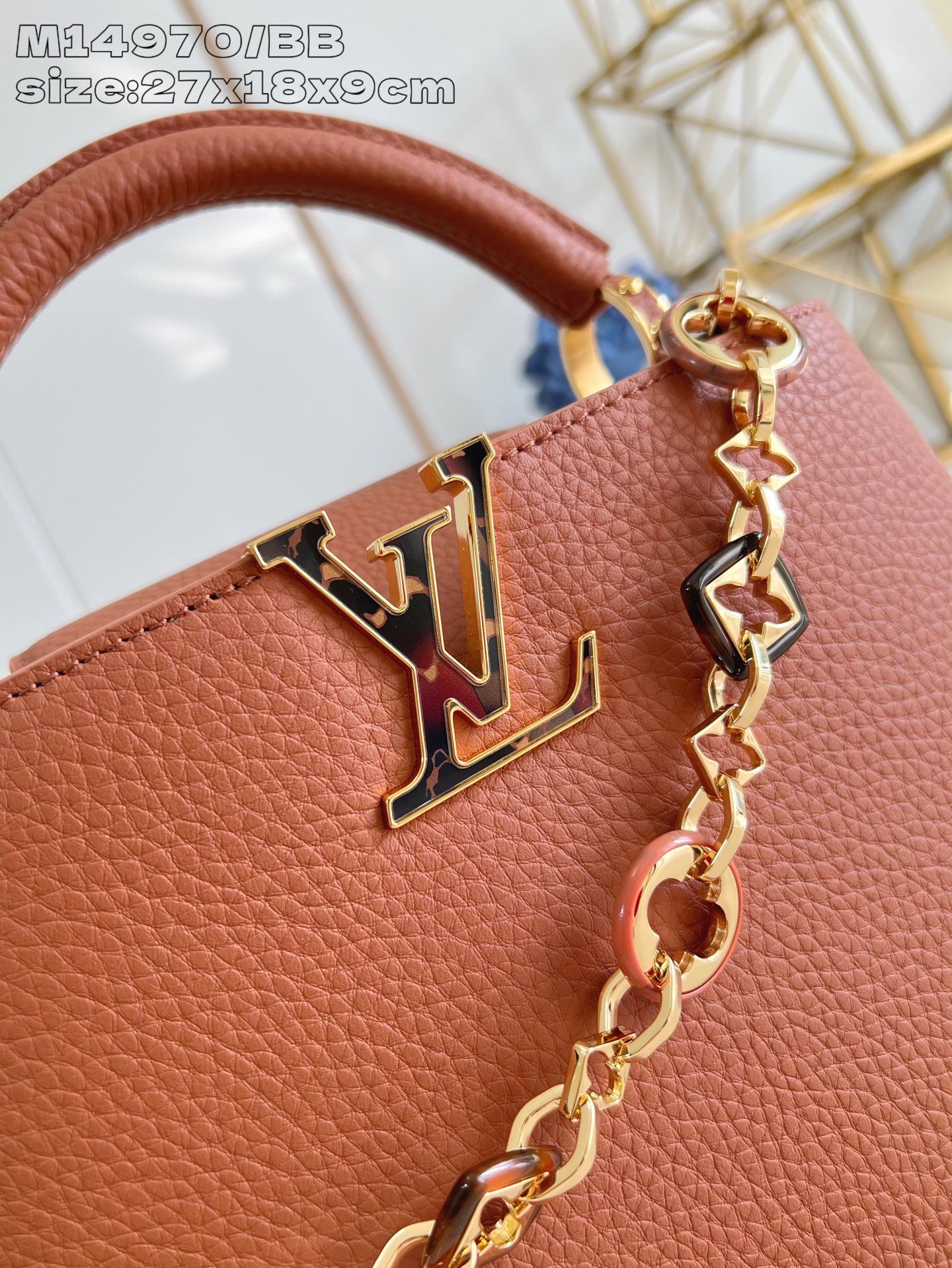 【顶级原单 M14970棕/小号 】Capucines BB 手袋以 1854 年路易威登初次开设门店的