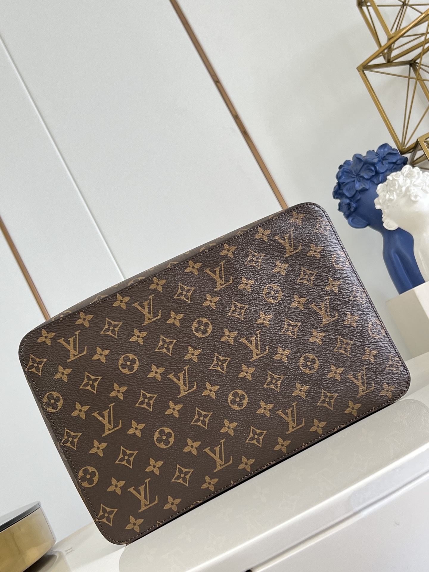 【顶级原单 M43690老花 】本款 Packing Cube 大号收纳包为路易威登收纳艺术新作，以 M