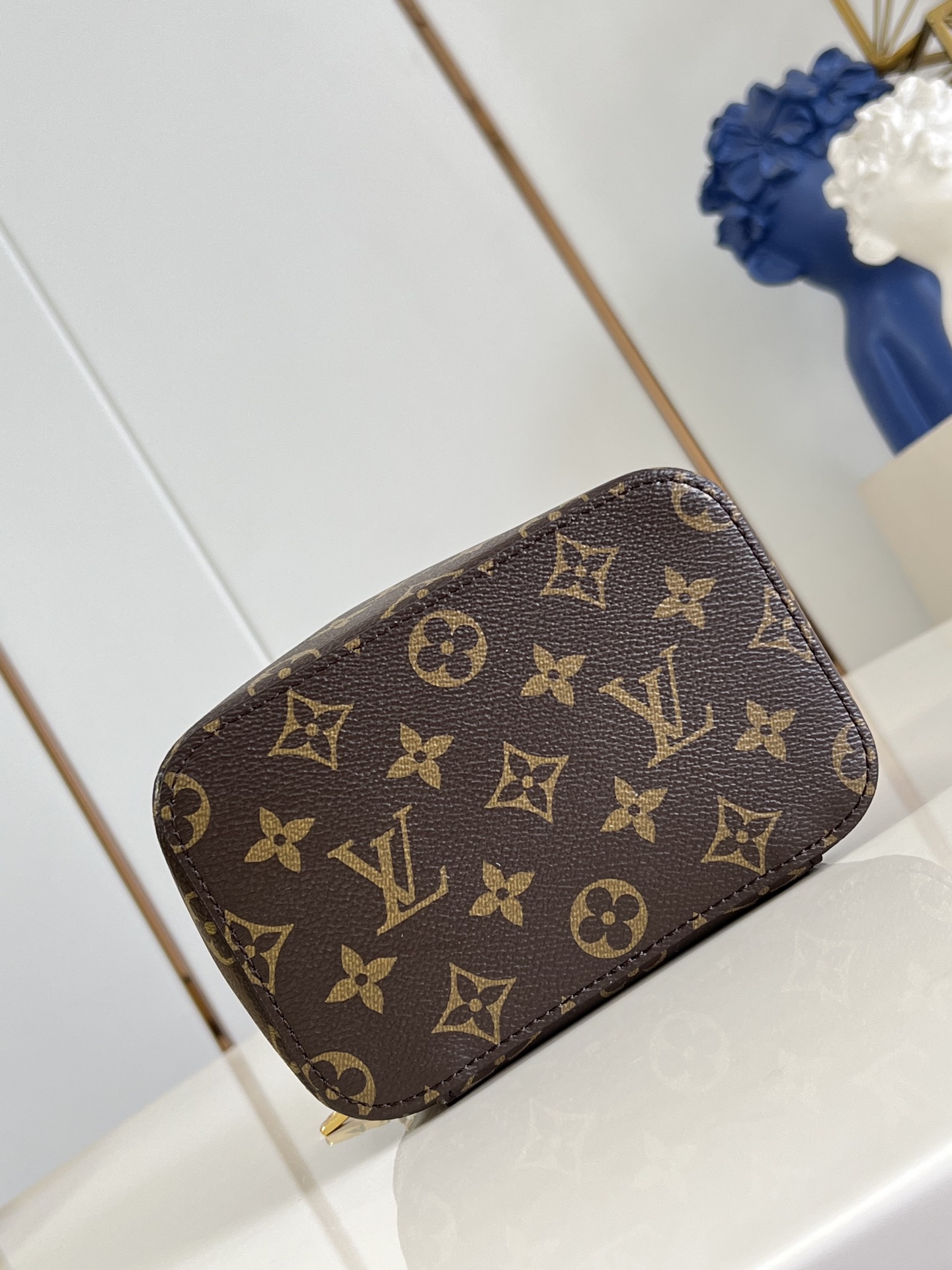 【顶级原单 M43688老花 】本款 Packing Cube 小号收纳包为路易威登收纳艺术新作，以 M