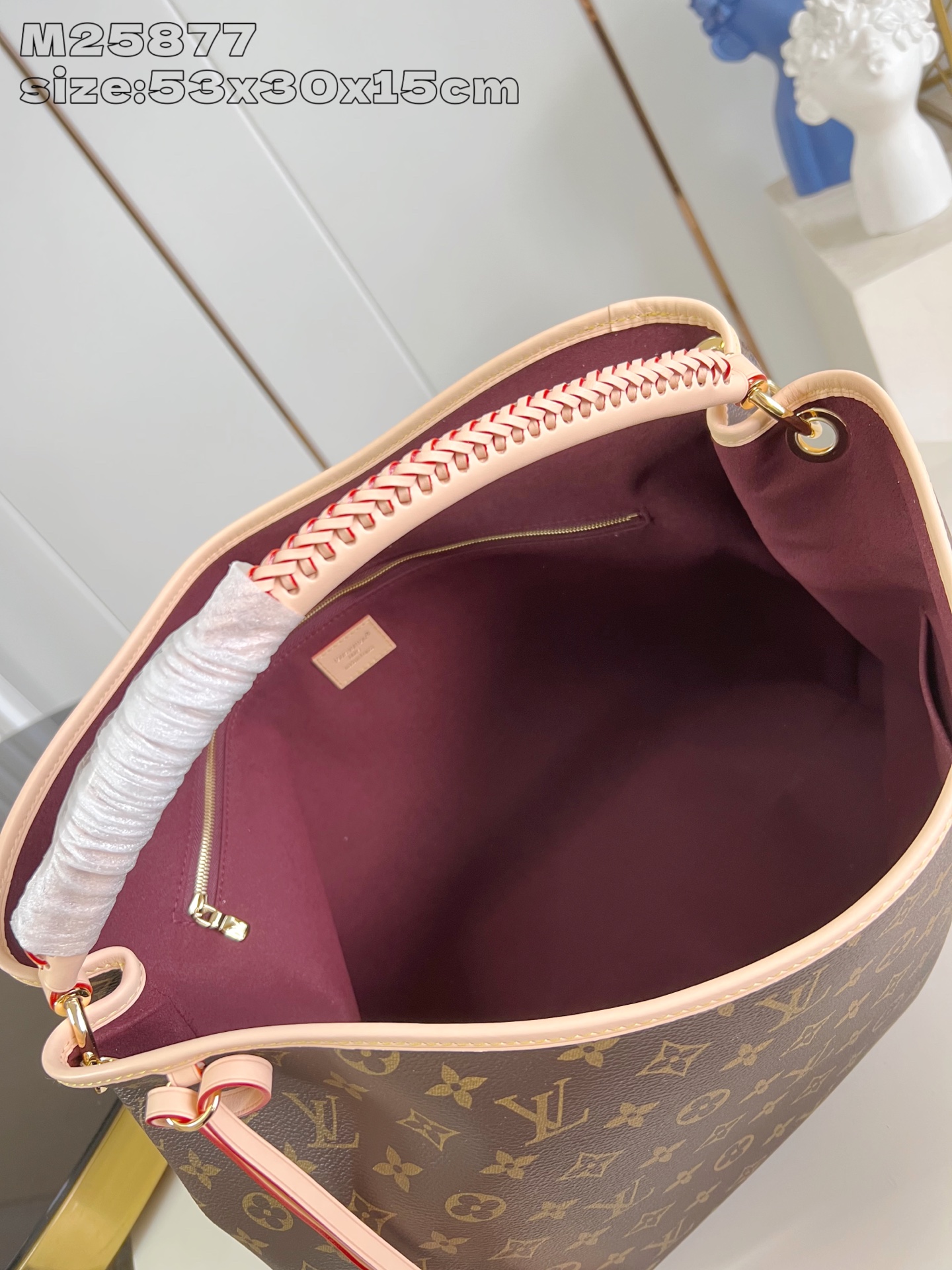 【顶级原单 M25877/升级版 】Damier Azur手袋以柔软的Monogram帆布制成，外观清新