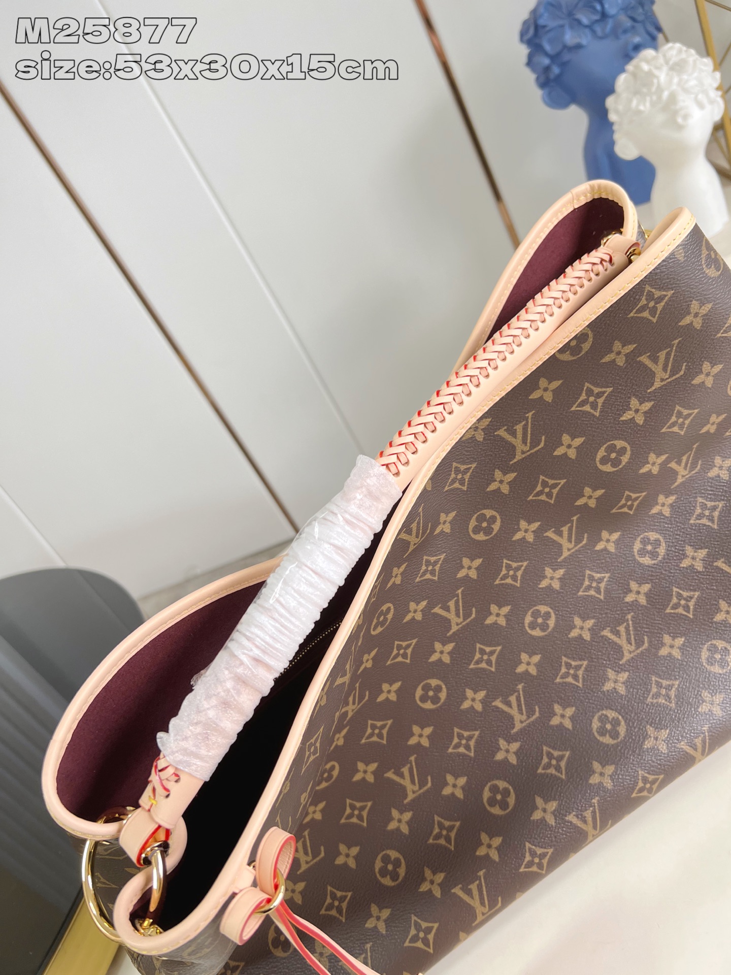 【顶级原单 M25877/升级版 】Damier Azur手袋以柔软的Monogram帆布制成，外观清新
