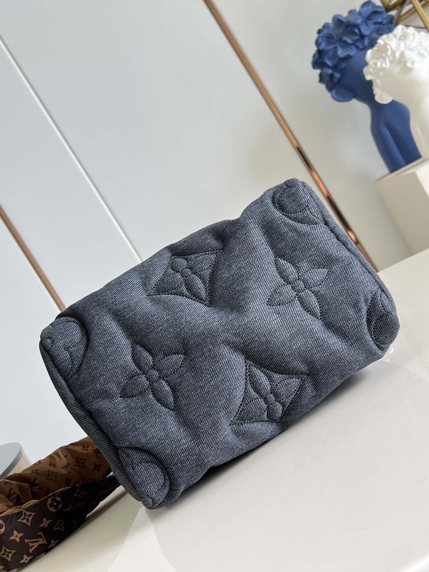 【顶级原单 M26956 】這款LV Ski系列的標誌性的Speedy Bandoulière 20以品