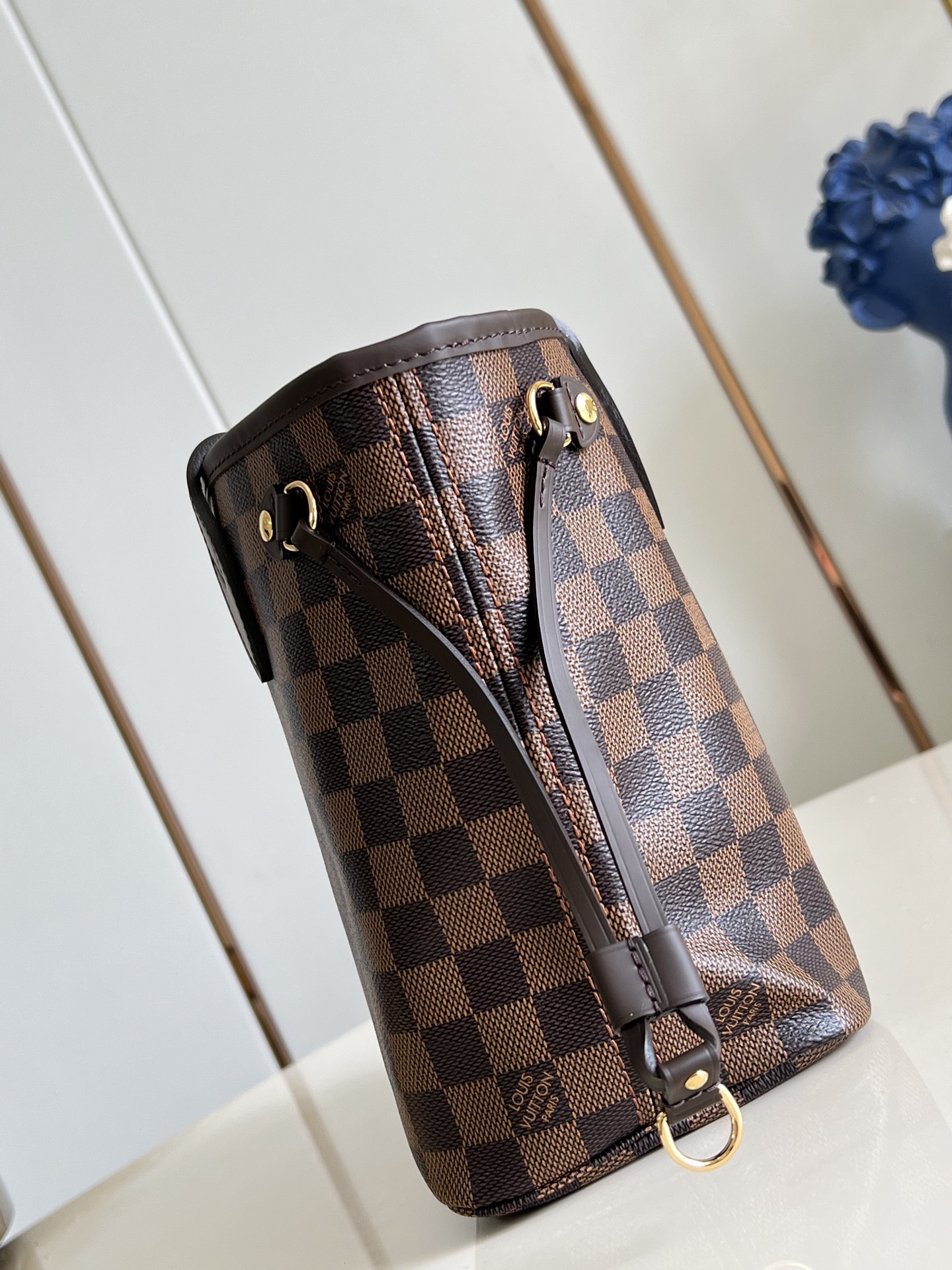 【顶级原单 N40600】本款 Neverfull 小号托特包选用 Damier Ebene 帆布塑造充