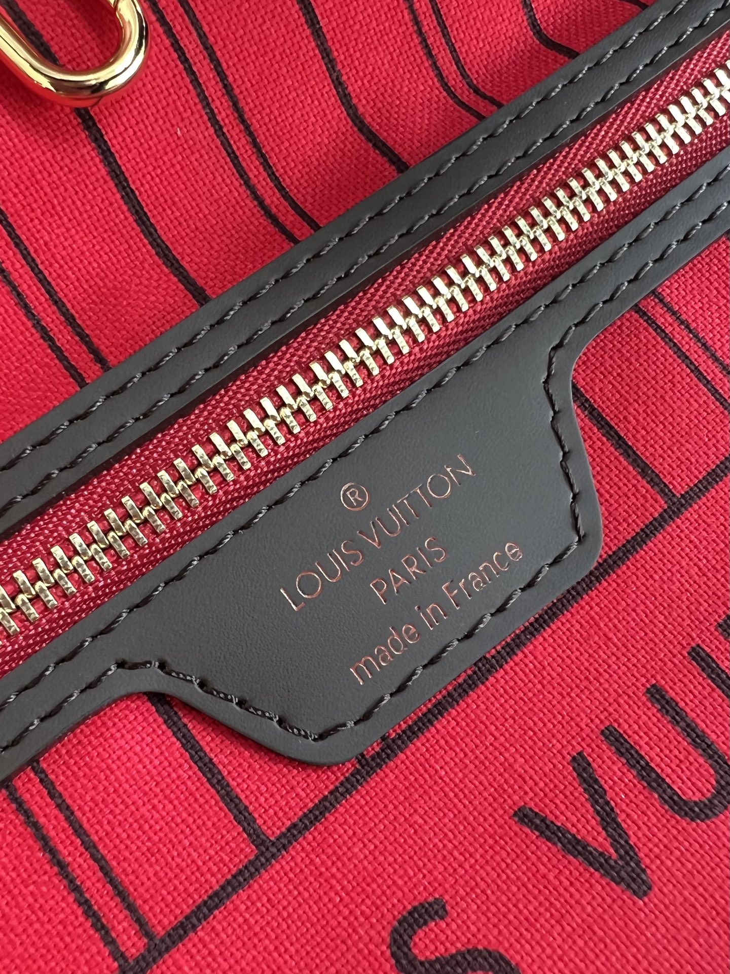 【顶级原单 N40600】本款 Neverfull 小号托特包选用 Damier Ebene 帆布塑造充