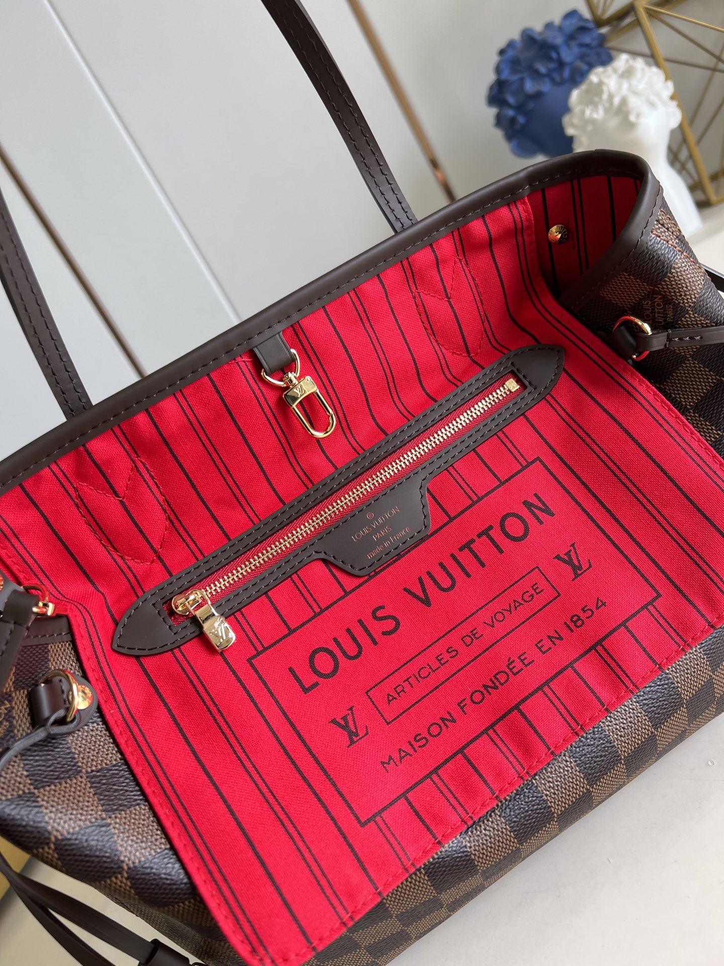 【顶级原单 N40600】本款 Neverfull 小号托特包选用 Damier Ebene 帆布塑造充