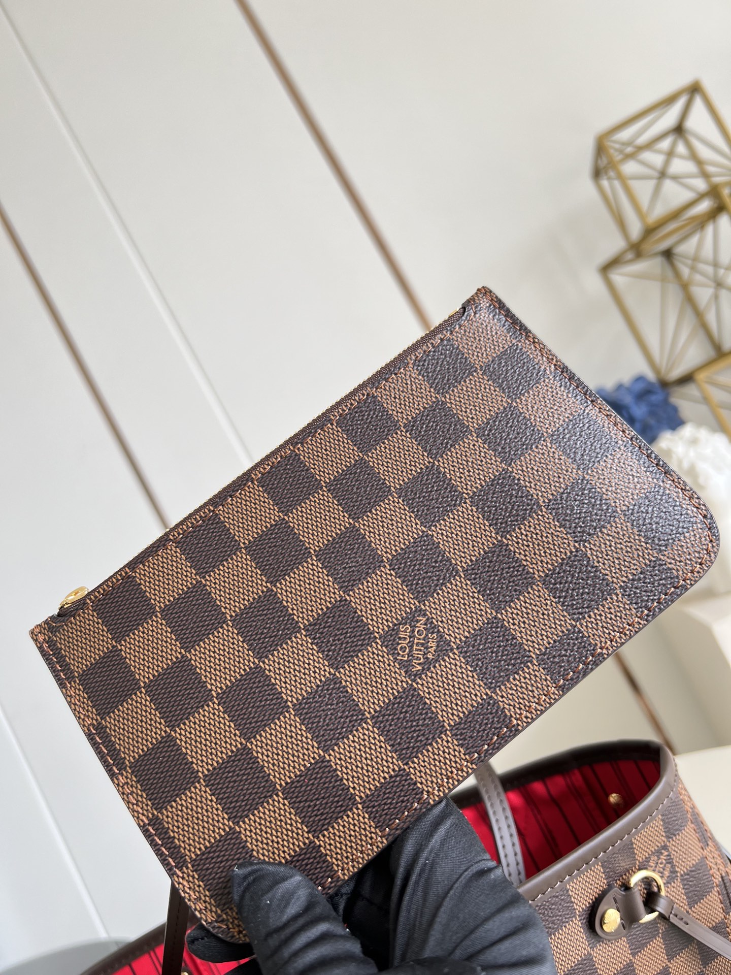 【顶级原单 N40600】本款 Neverfull 小号托特包选用 Damier Ebene 帆布塑造充