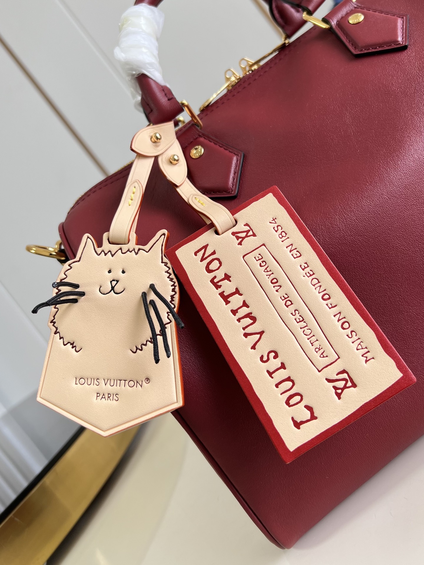 【顶级原单 M25766】本款 Speedy Soft 30 出自 Travels With Grace