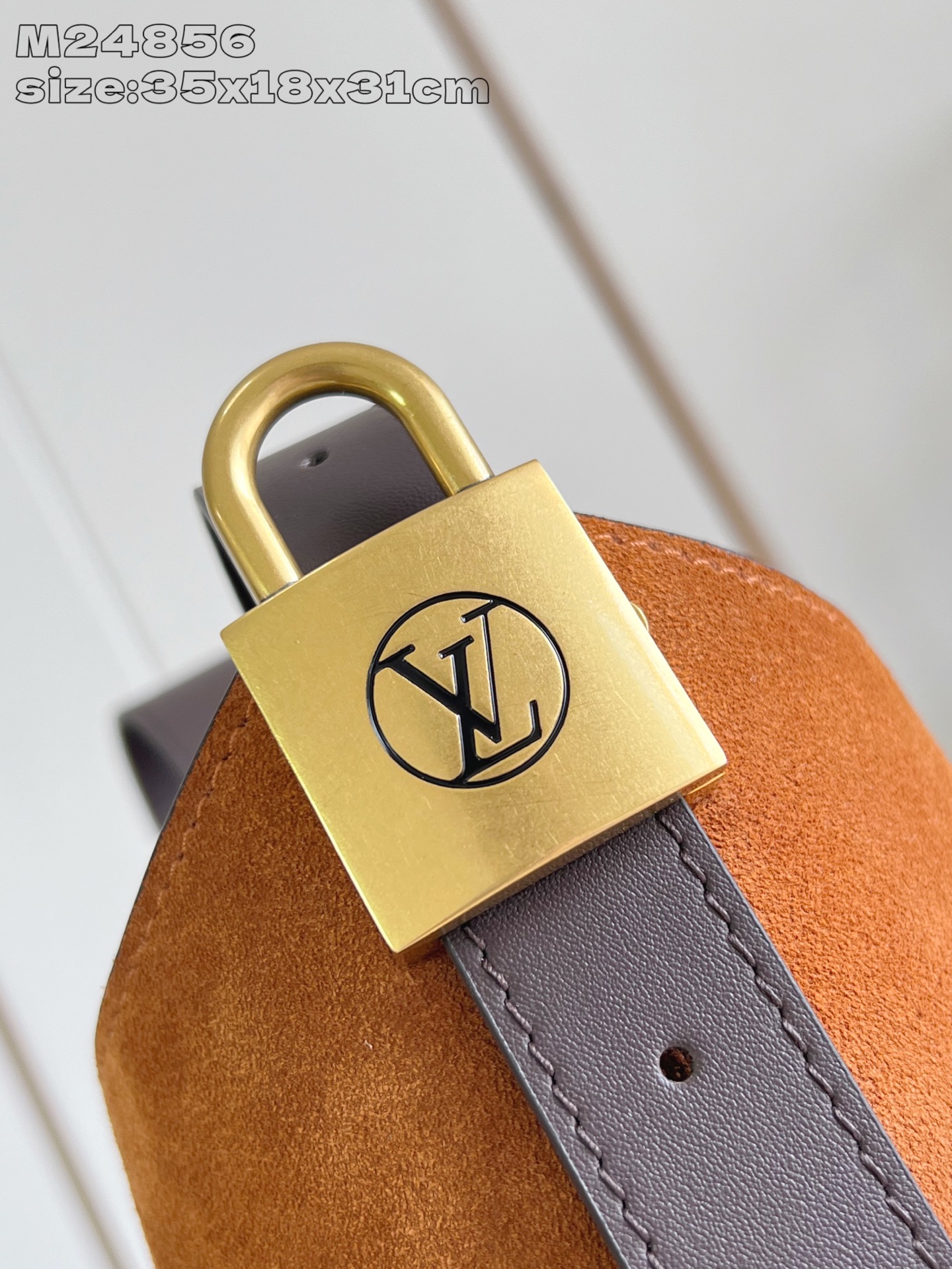 【顶级原单 M24856棕绒 】M25516 本款 low key Hobo 中号手袋取材柔滑绒面牛皮革