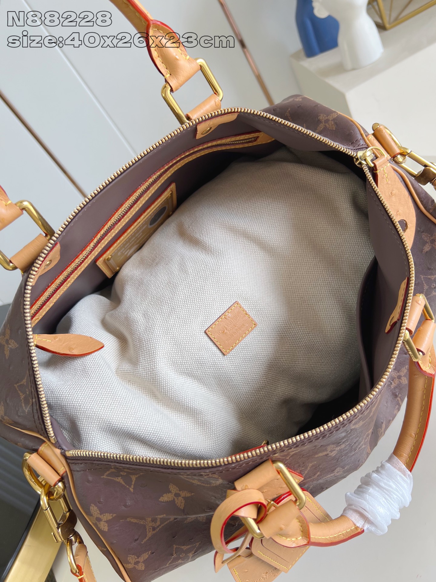 【顶级原单 N88228鸵鸟纹咖啡色 】本款 Speedy Bandoulière 40 Monogra