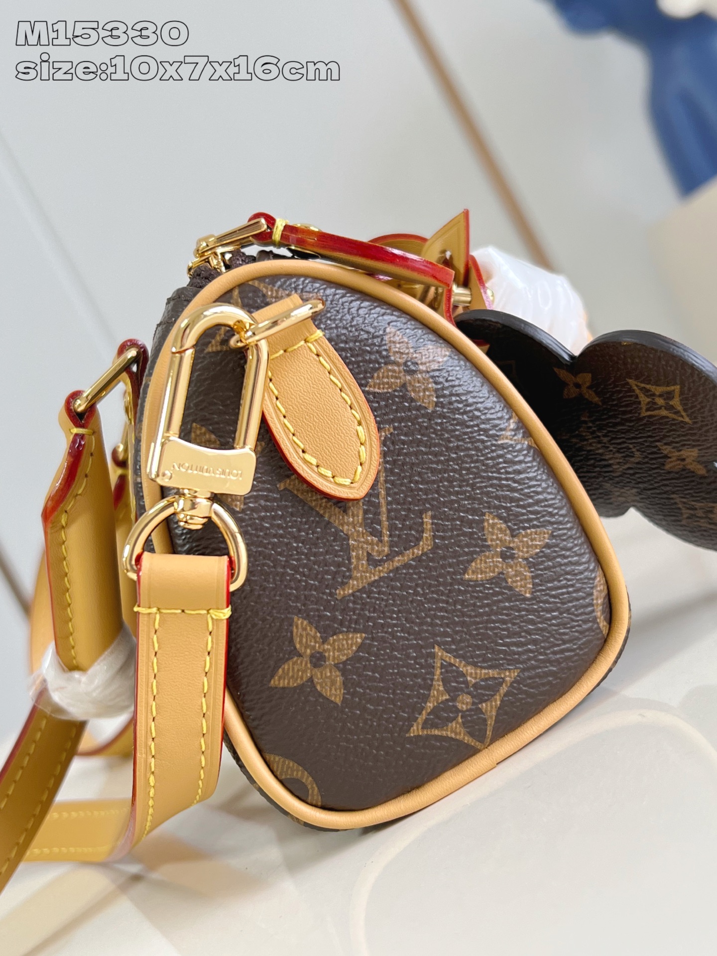 【顶级原单 M15330 】本款 Nano Speedy 手袋邀请品牌吉祥物 Vivienne 现身妙趣