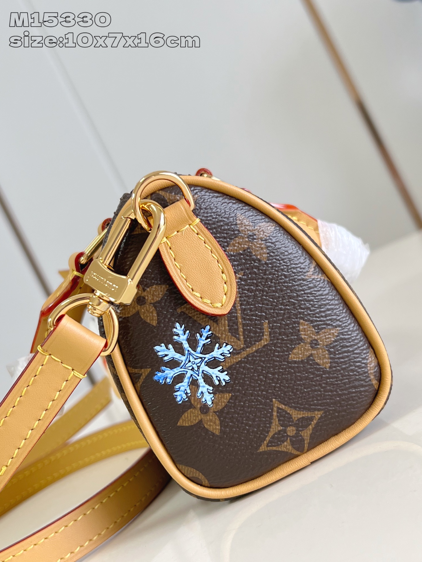 【顶级原单 M15330 】本款 Nano Speedy 手袋邀请品牌吉祥物 Vivienne 现身妙趣