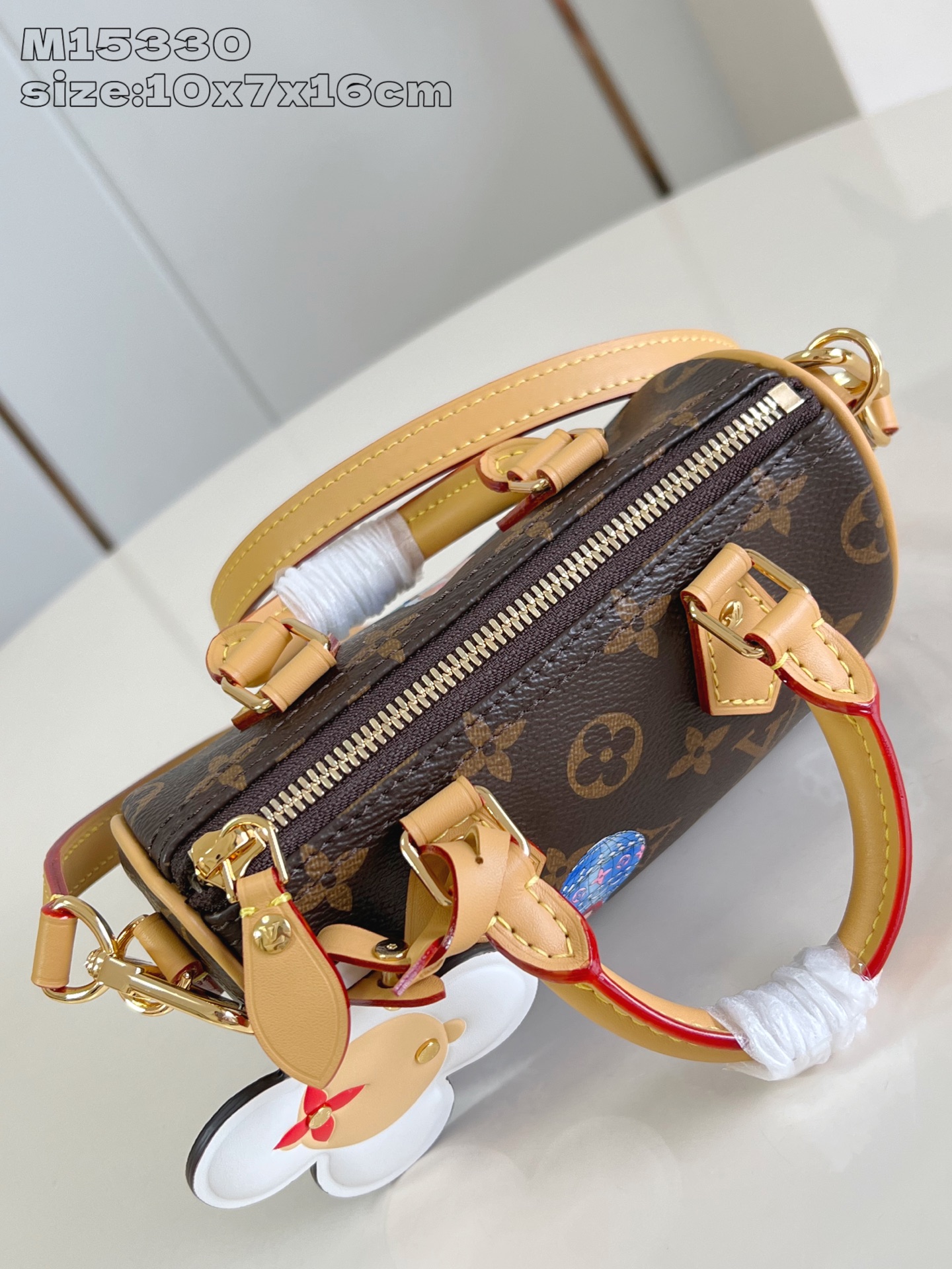 【顶级原单 M15330 】本款 Nano Speedy 手袋邀请品牌吉祥物 Vivienne 现身妙趣