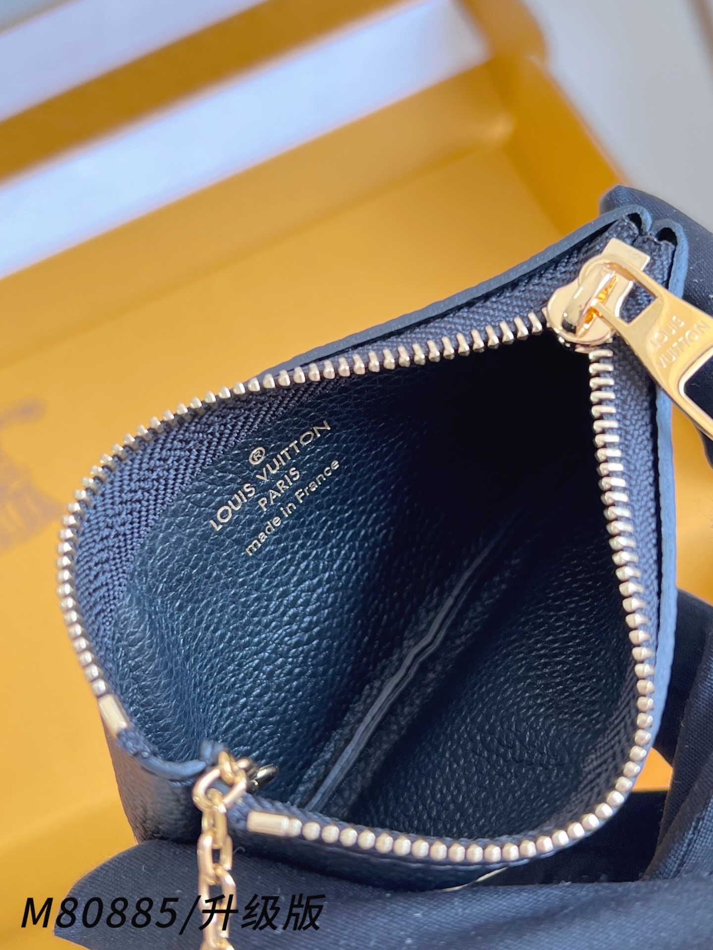 【 M80885黑丝印/钢五金版 】🎁配全套精品包装 本款钥匙包为 Monogram Empreinte