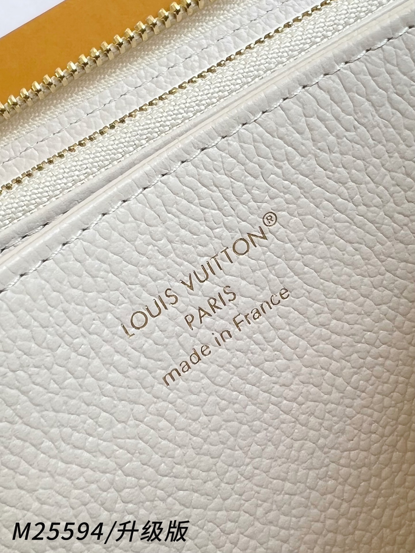 【 M25594/钢五金版 】🎁配全套精品包装 本款 zippy 钱夹 取材Monogram Empre