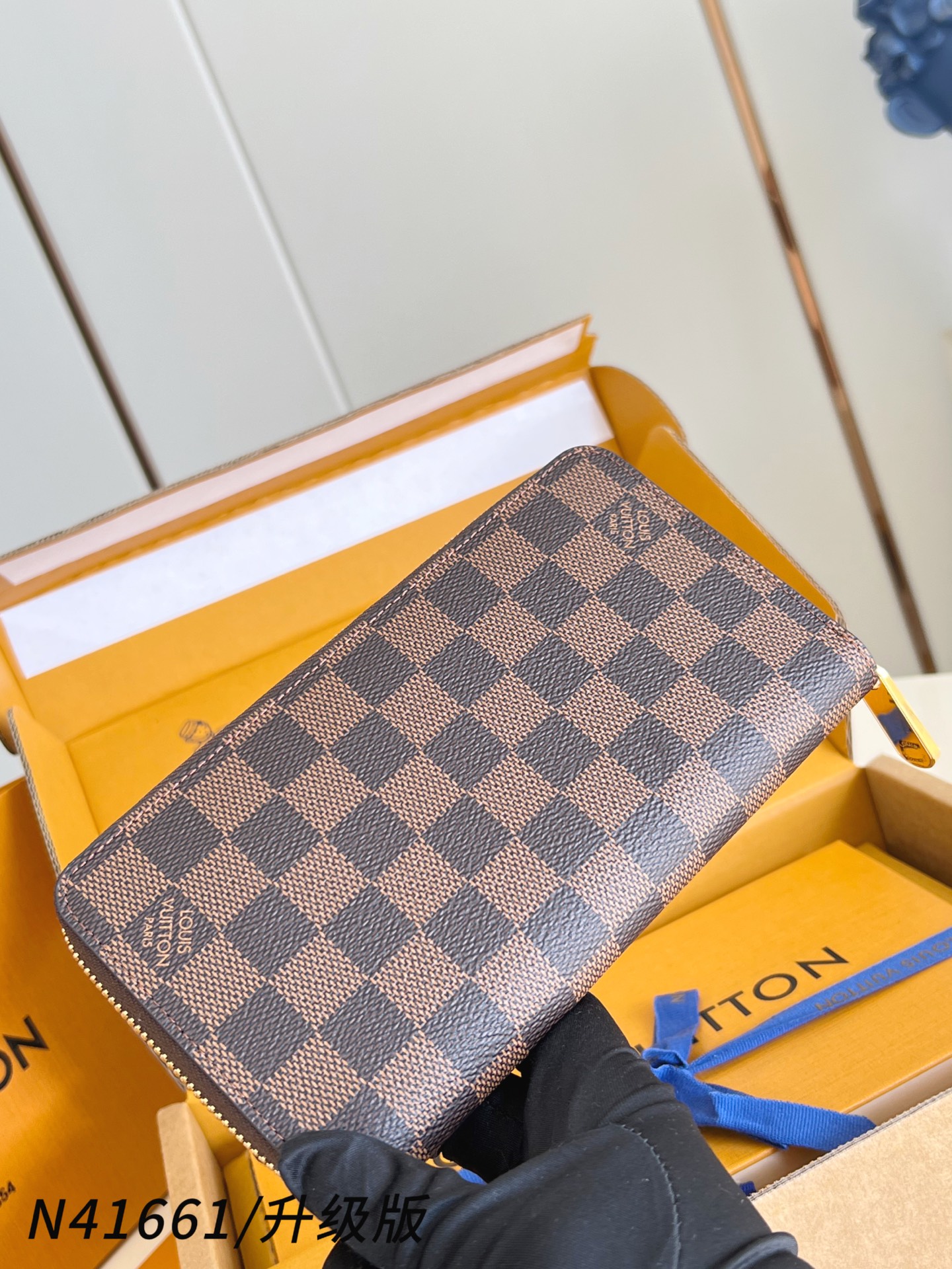 【 N41661咖格/钢五金版】🎁配全套精品包装 作为路易威登代表性作品之一，此款 Zippy 拉链钱夹