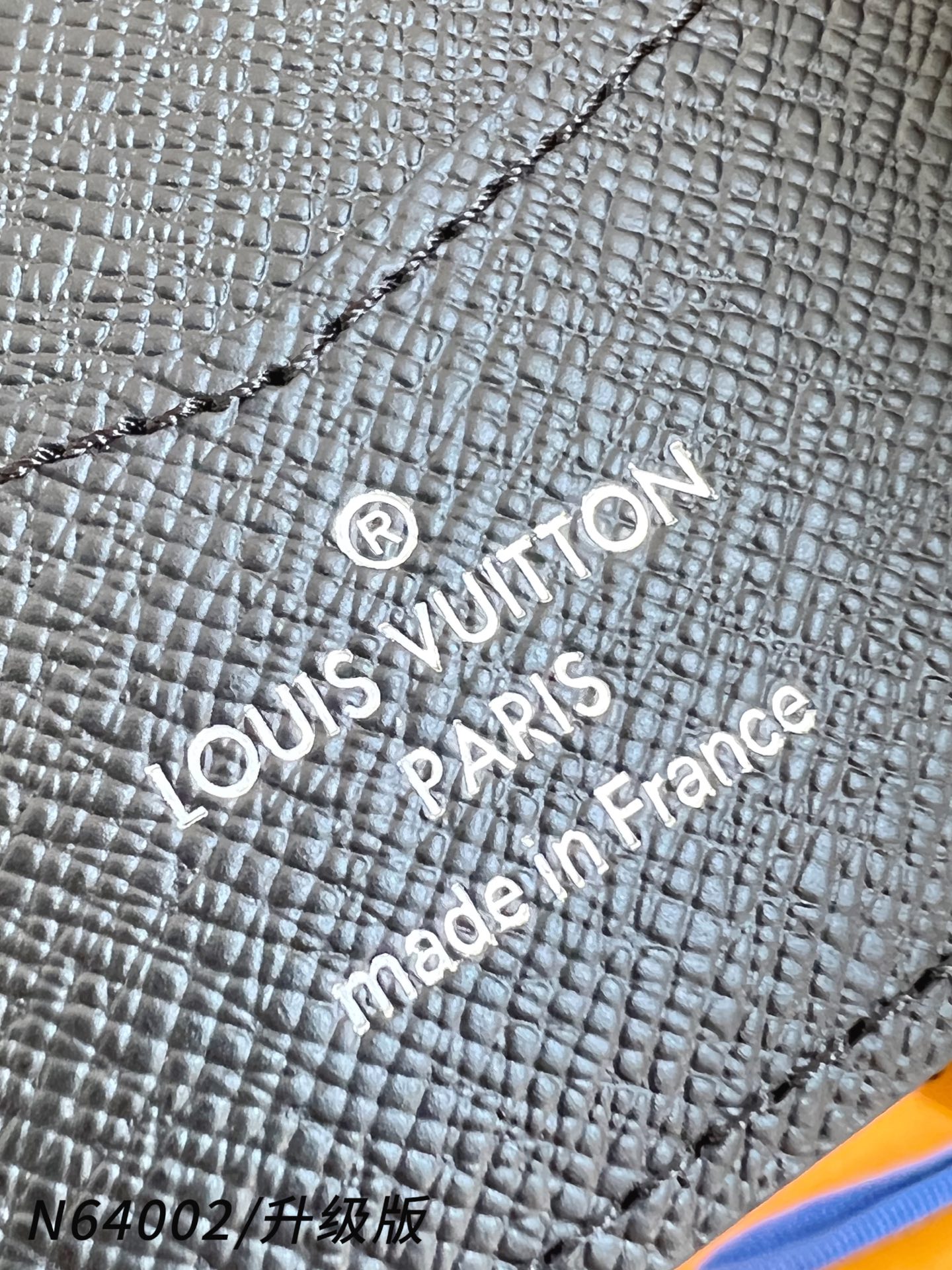 【 N64002黑格/升级版 】🎁配全套精品包装 slender 钱包采用 Monogram 帆布制造，