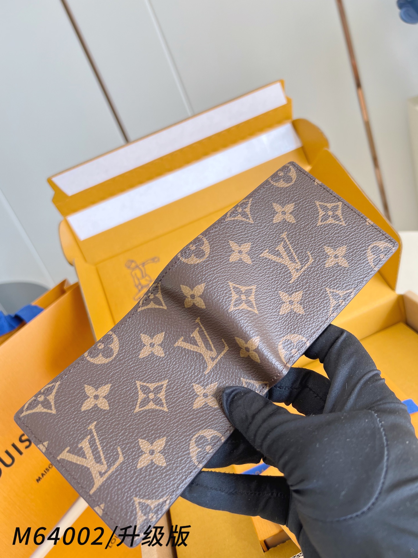 【 N64002老花/升级版 】🎁配全套精品包装 slender 钱包采用 Monogram 帆布制造，