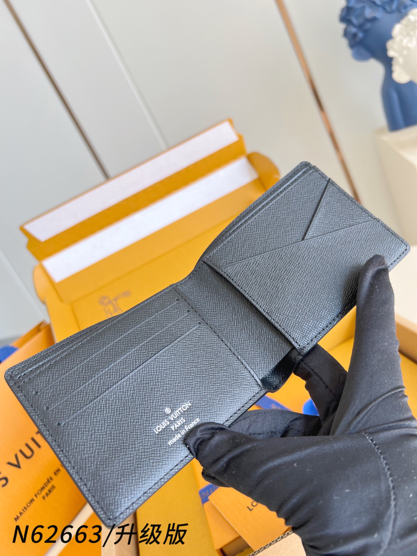 【 M62663黑格/升级版 】🎁配全套精品包装 Multiple 钱包采用 Monogram 帆布制造