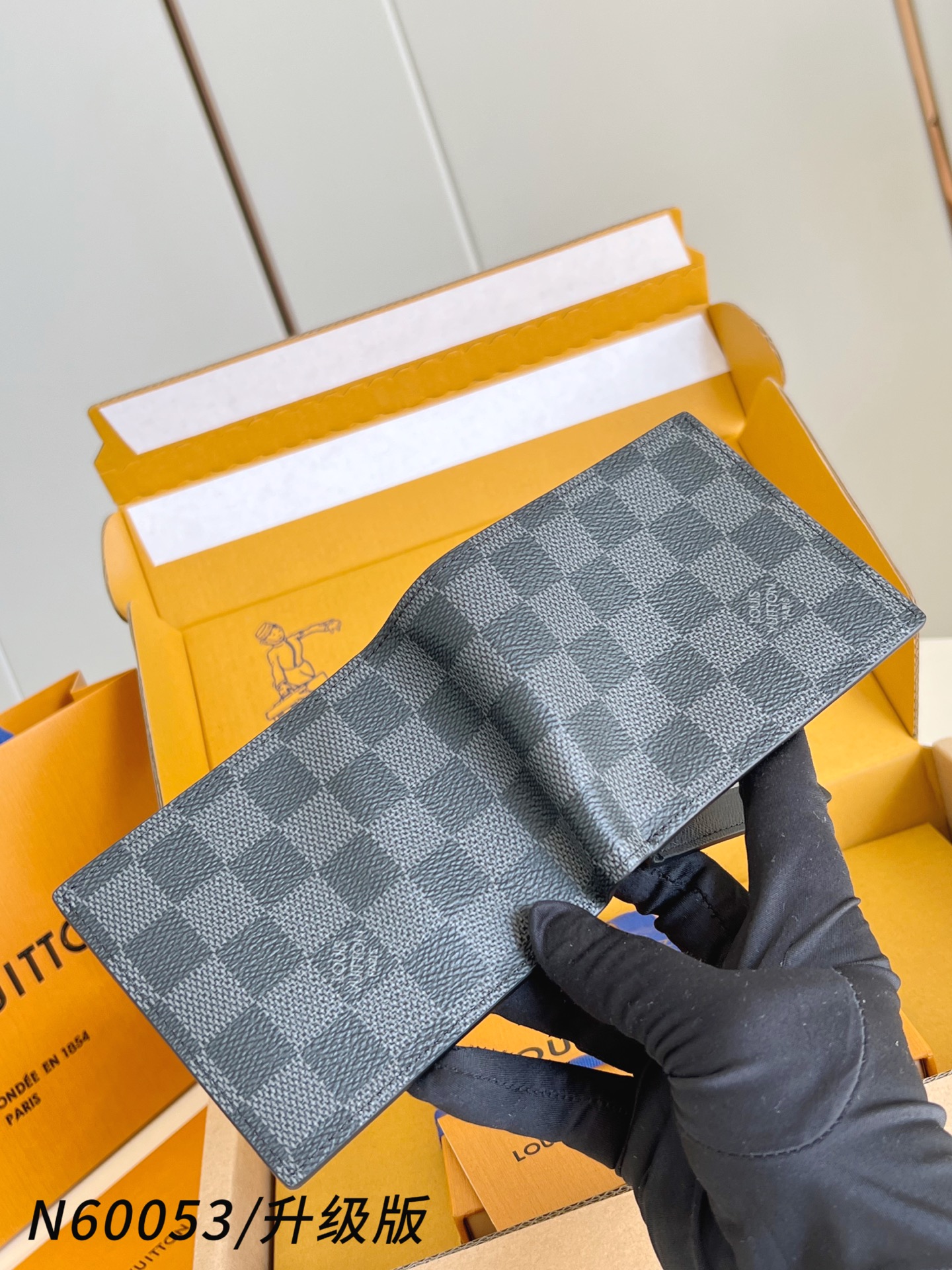 【 N60053黑格/升级版 】🎁配全套精品包装 Amerigo 钱包采用 Monogram 帆布制造，