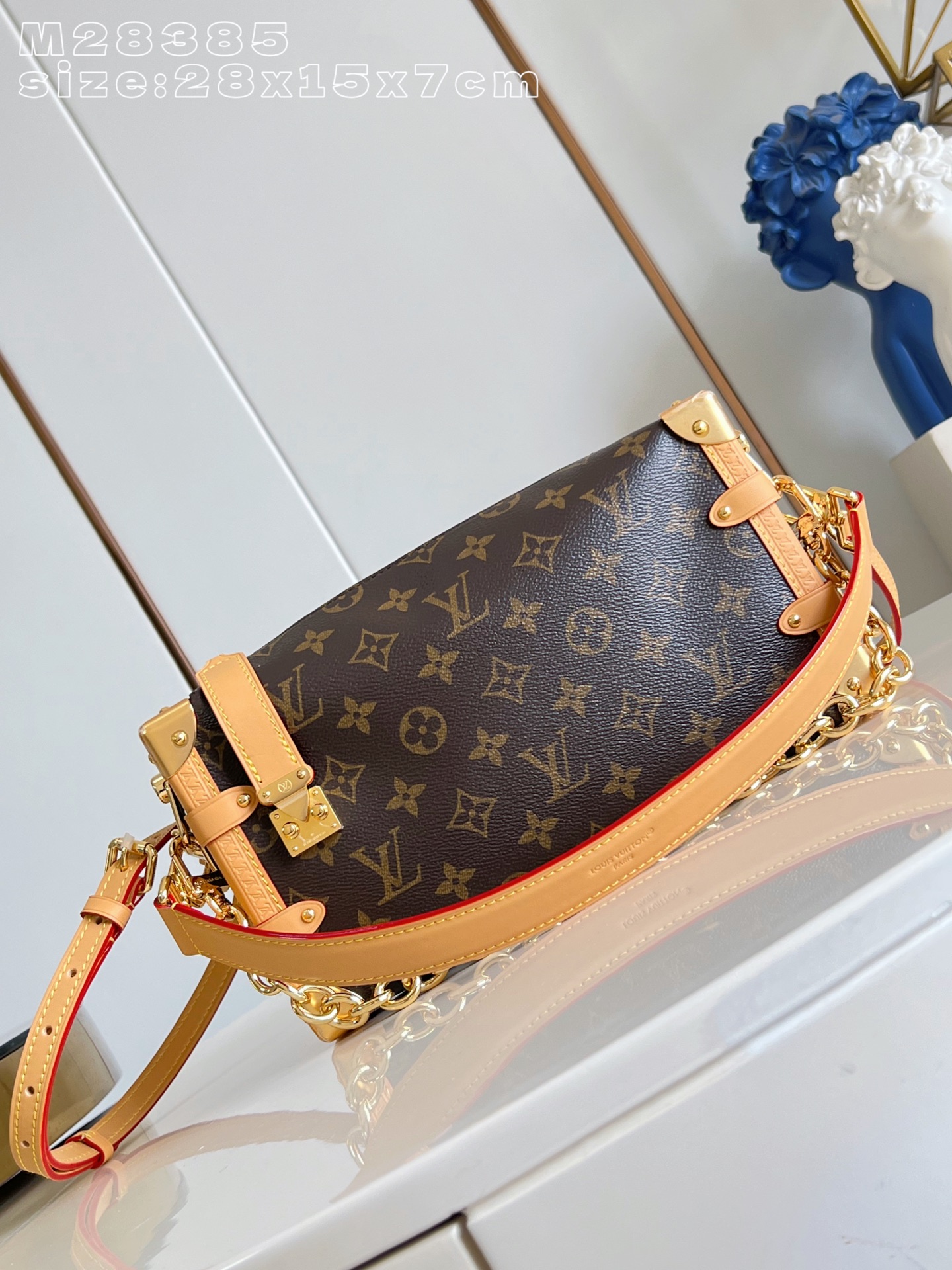 Louis Vuitton Handbag M28385 10613