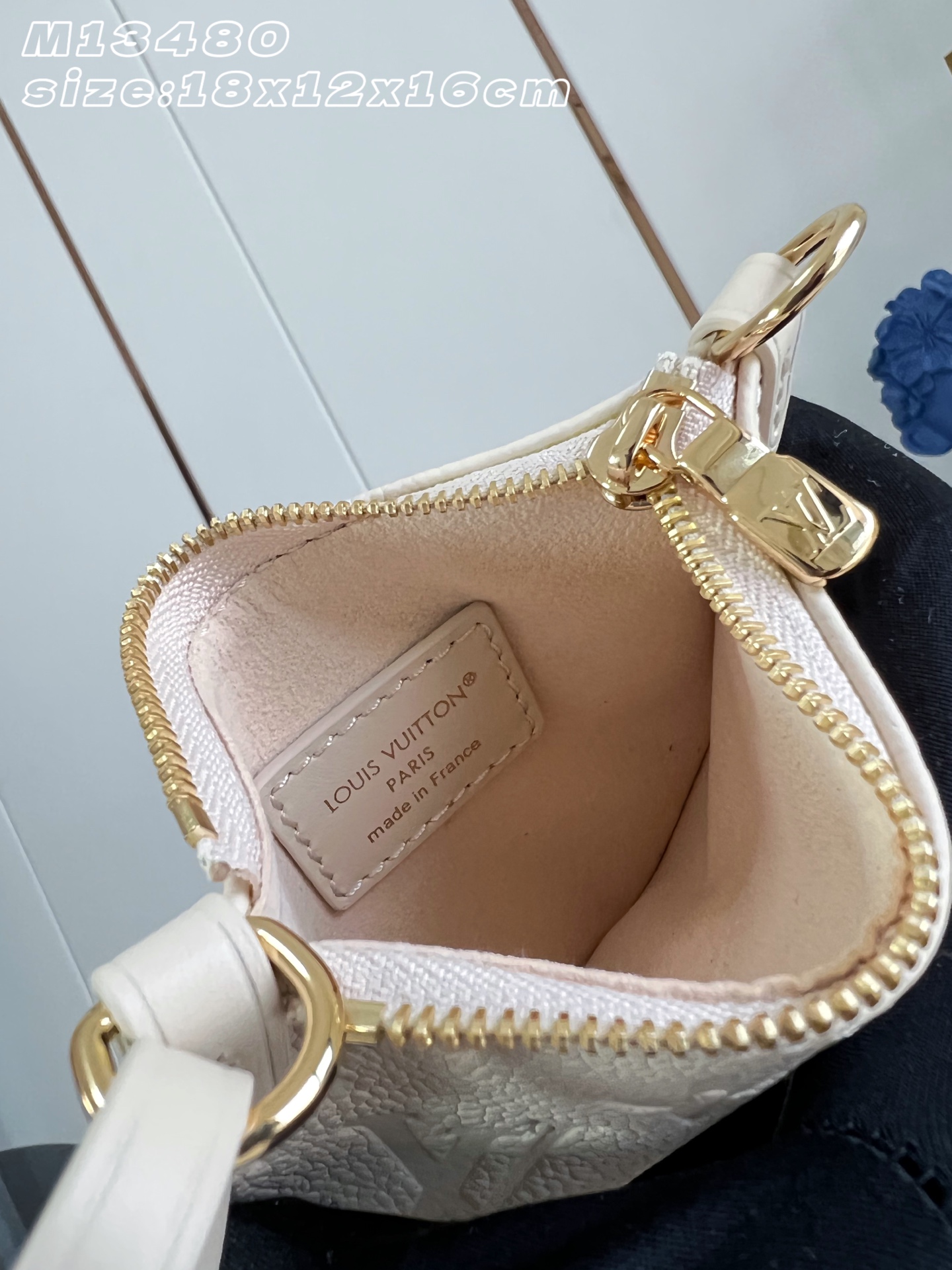 【顶级原单 M13480白压花 】M2A356 本款 All In BB 手袋以 Monogram Empreinte 