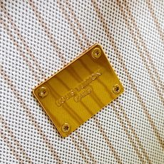 【顶级原单 M27961 】這款Boîte Chapeau PM以Monogram Origine塗層帆布精心製作,重新 【顶级原单 M27961 】這款Boîte Chapeau PM以Monogram Origine塗層帆布精心製作,重新