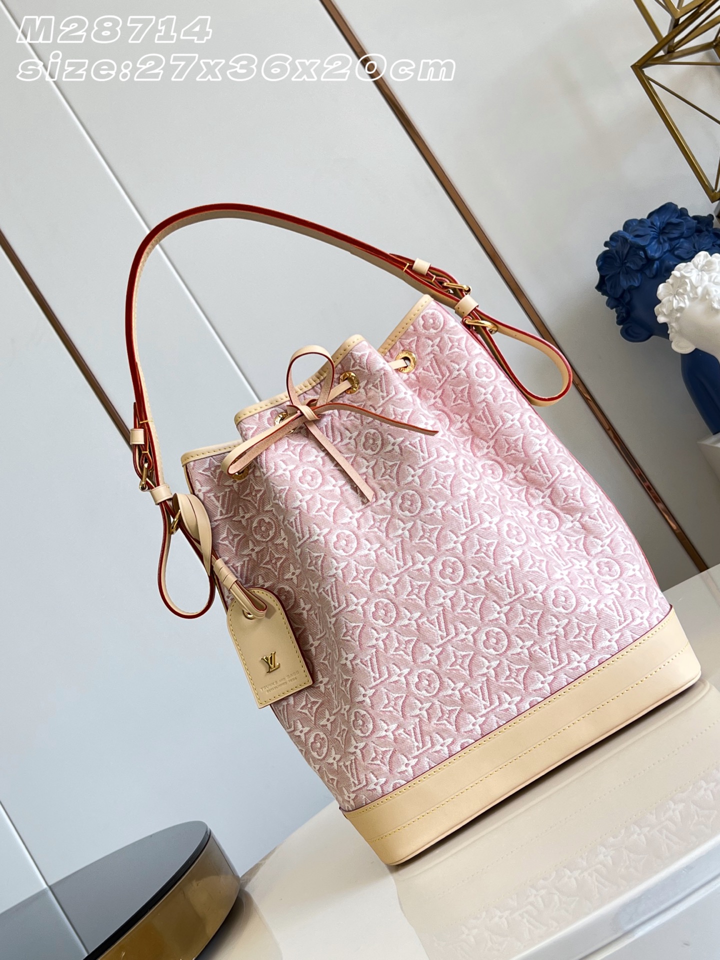 【顶级原单 M28714 】Noé 手袋焕新演绎 Monogram Emblème 版本,提花织物灵感源自路易威登 18 【顶级原单 M28714 】Noé 手袋焕新演绎 Monogram Emblème 版本,提花织物灵感源自路易威登 18