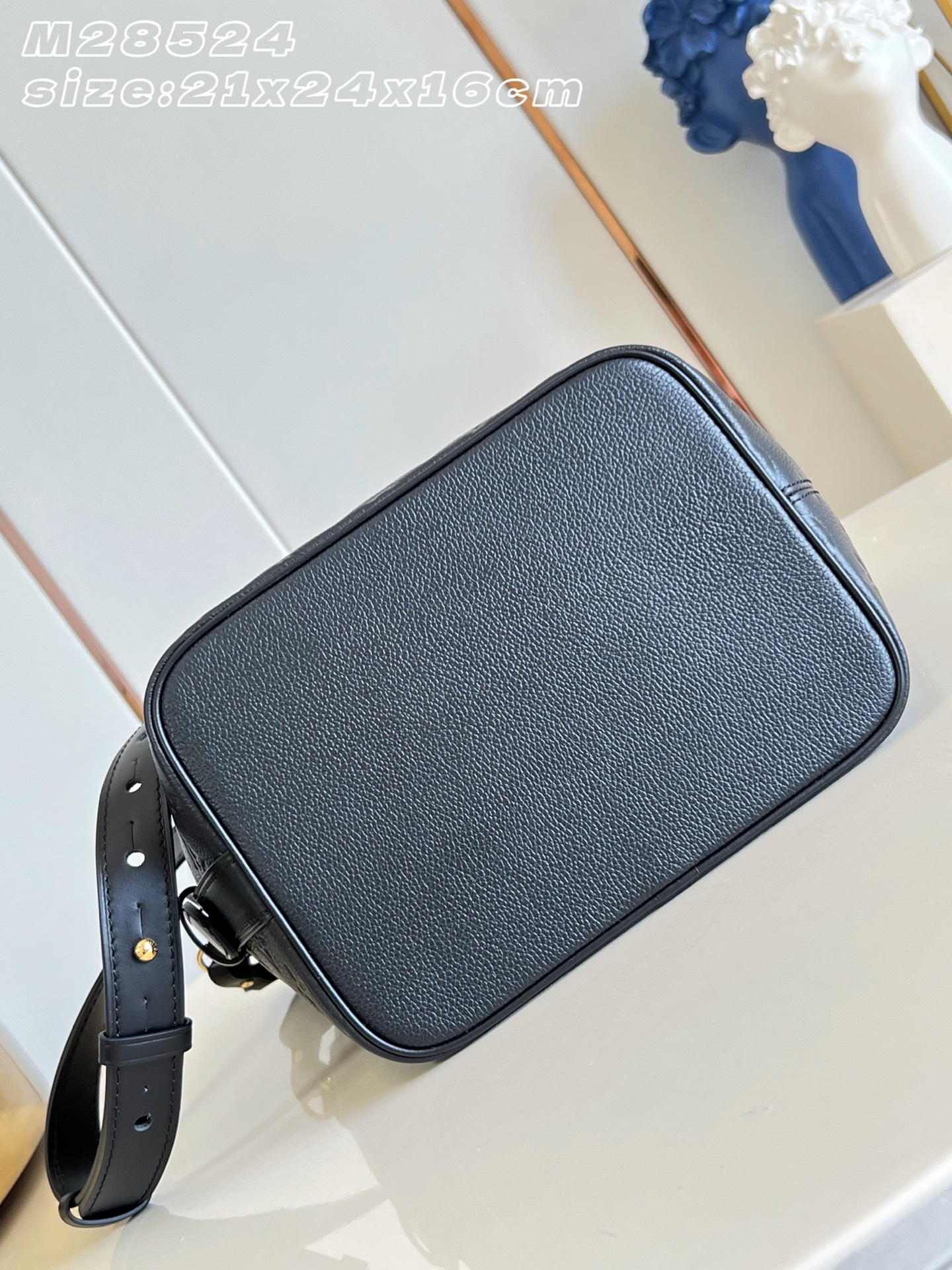 【顶级原单 M28524黑压花 】M29090 本款 All In 中号手袋采用 Monogram Empreinte 