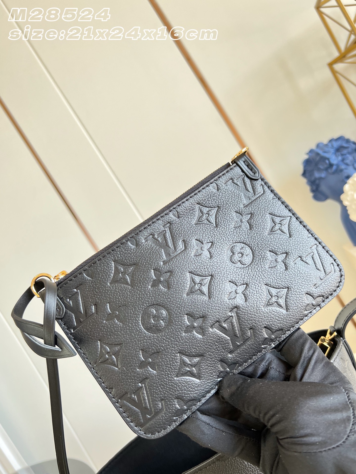 【顶级原单 M28524黑压花 】M29090 本款 All In 中号手袋采用 Monogram Empreinte 