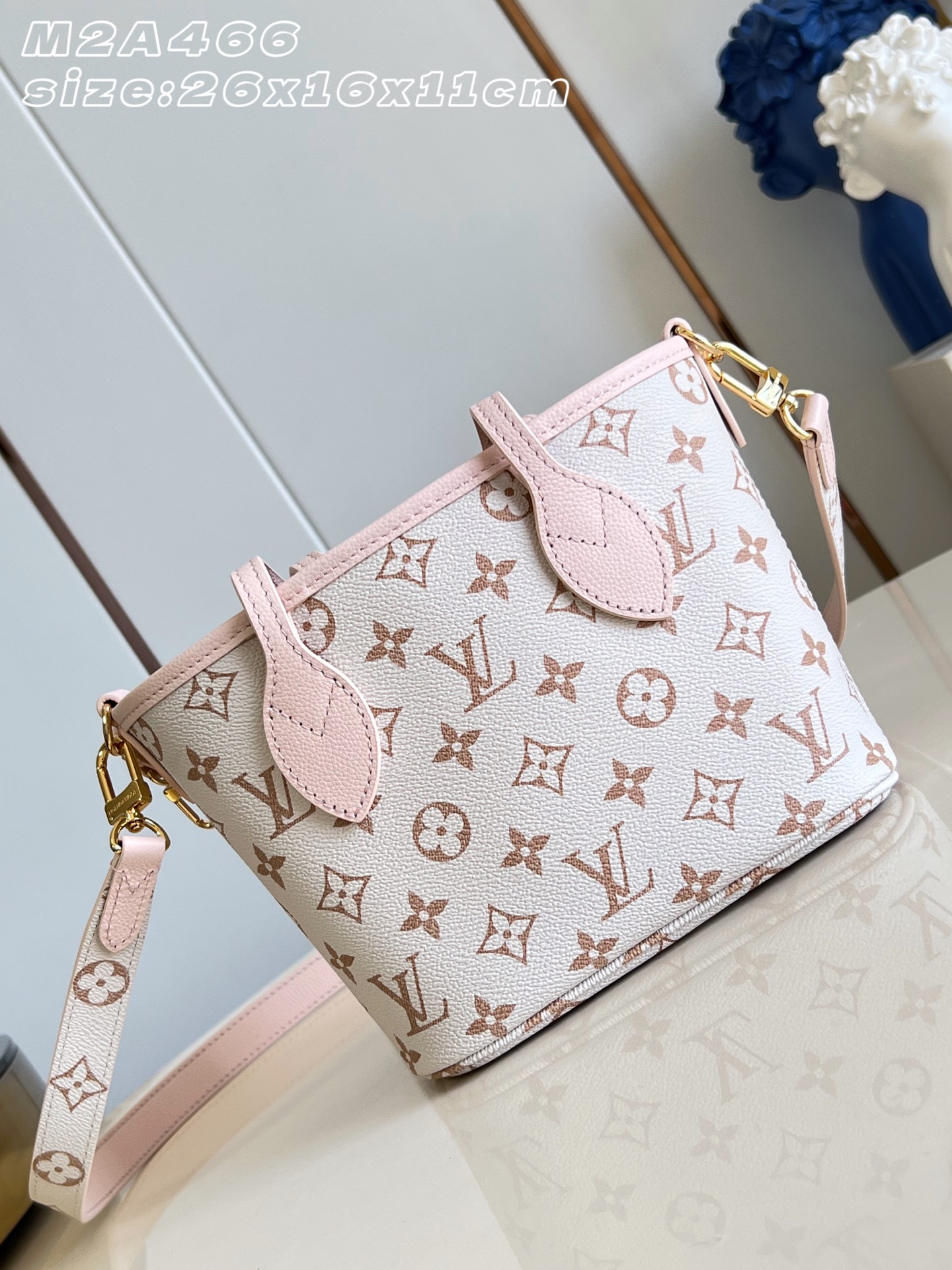 【顶级原单 M2A466 】本款 Neverfull Inside Out BB 手袋焕新呈现 Monogram Dun