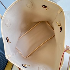 【顶级原单 M2A095 】 LV Crafty 系列焕新演绎 House 品牌的 Monogram Dune 标志性 【顶级原单 M2A095 】 LV Crafty 系列焕新演绎 House 品牌的 Monogram Dune 标志性