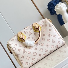 【顶级原单 M2A038 】LV Crafty 系列呈现精巧 Speedy Bandoulière 手袋,致意夏日妙趣精 【顶级原单 M2A038 】LV Crafty 系列呈现精巧 Speedy Bandoulière 手袋,致意夏日妙趣精