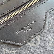 【顶级原单 M28630 】本款 Courrier 邮差包取材 Monogram Eclipse 涂层帆布,重塑经典邮差 【顶级原单 M28630 】本款 Courrier 邮差包取材 Monogram Eclipse 涂层帆布,重塑经典邮差