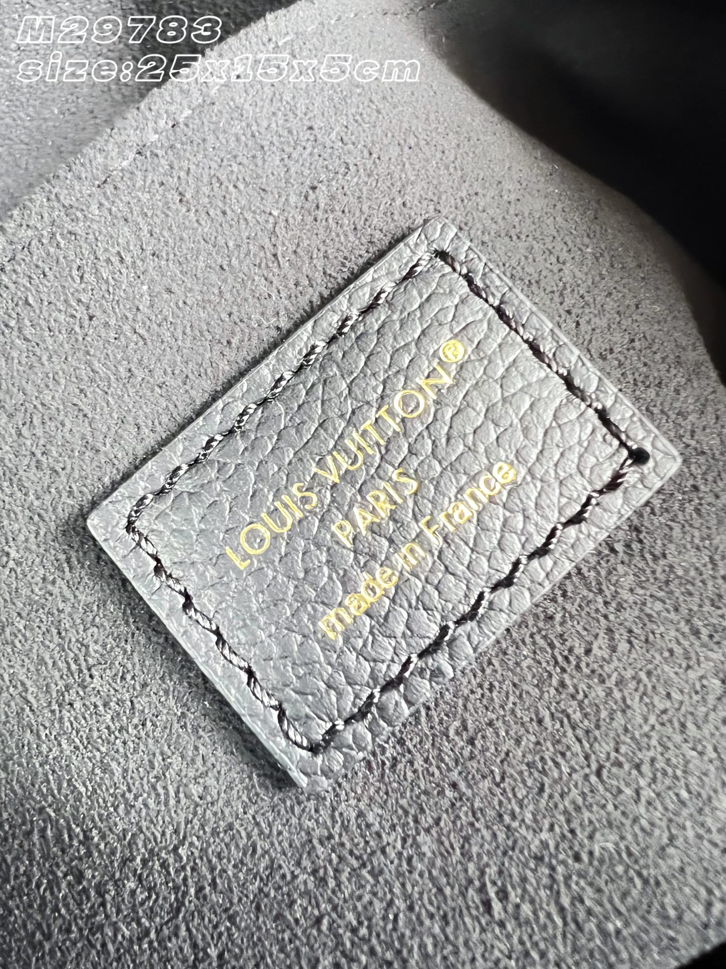 【顶级原单 M29783黑压花 】本款 Pochette Métis Soft 小号手袋演绎隽永都市风尚，适配日间至晚间