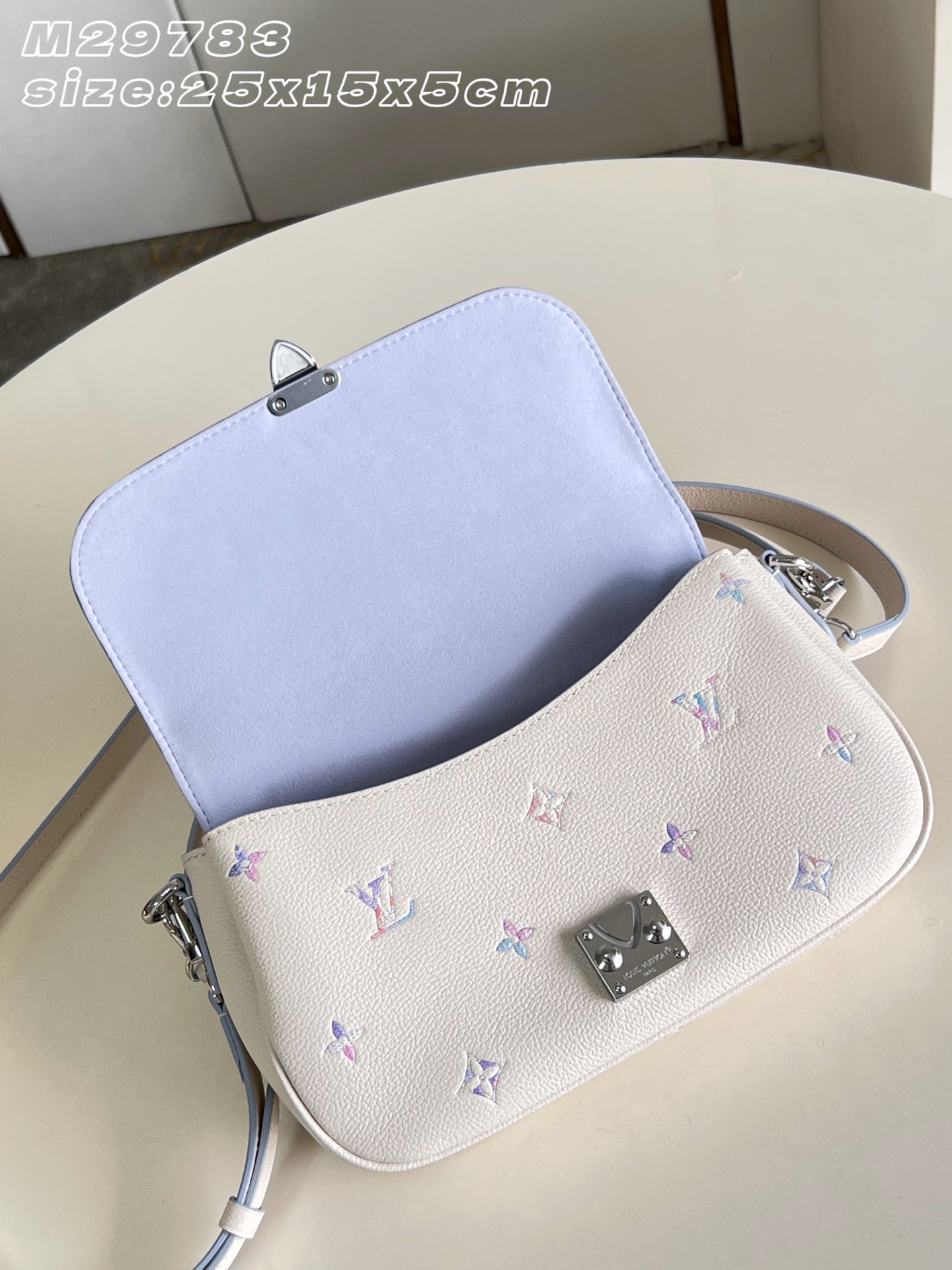 【顶级原单 M29783幻彩紫 】qM2A332 本款 Pochette Métis Soft 小号手袋以经典之姿点亮日