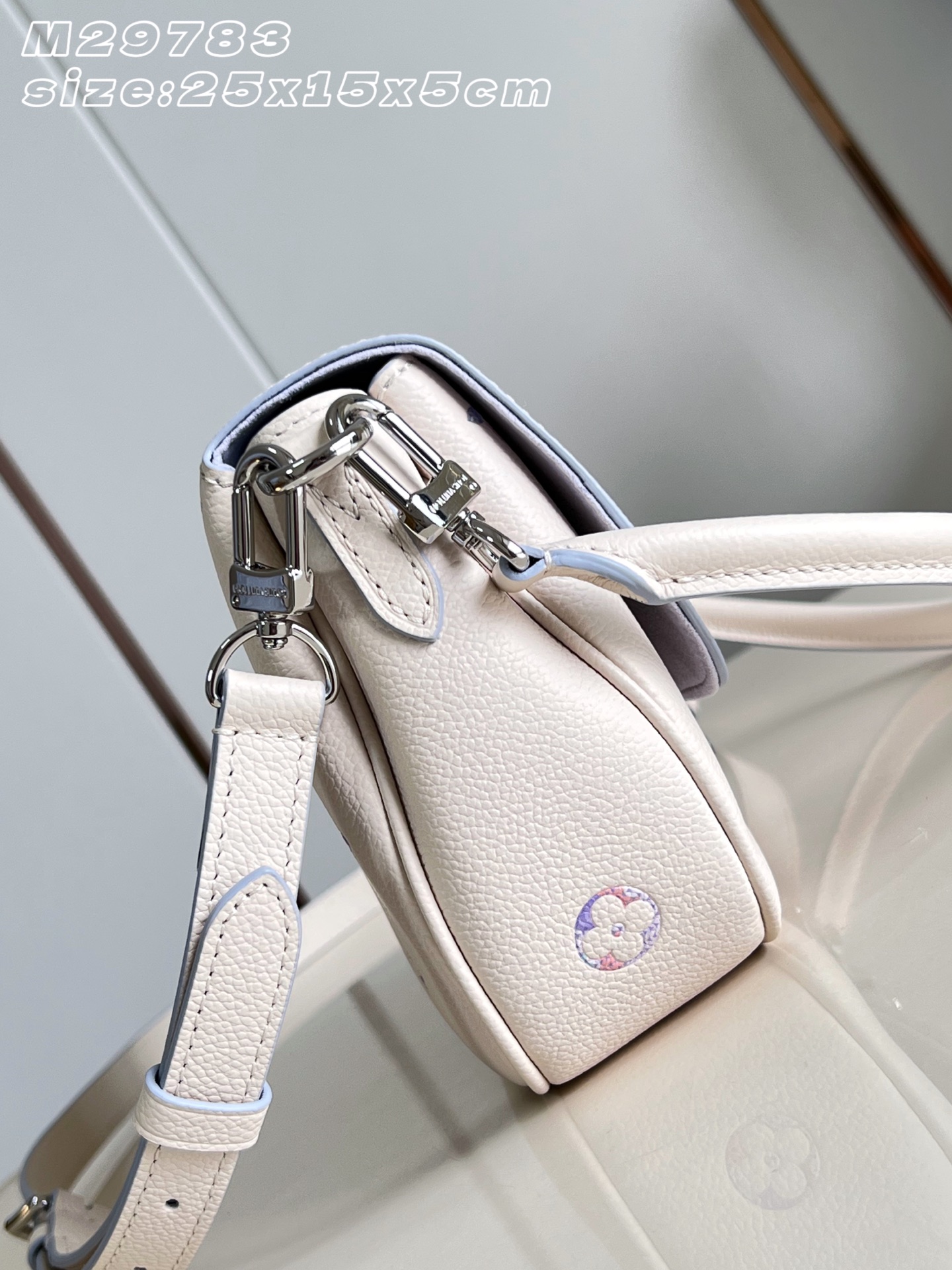 【顶级原单 M29783幻彩紫 】qM2A332 本款 Pochette Métis Soft 小号手袋以经典之姿点亮日