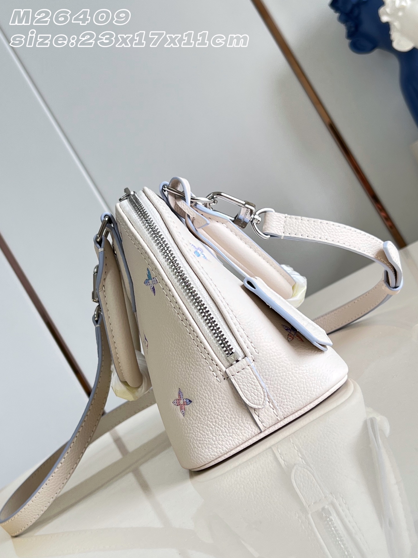 【顶级原单 M26409梦幻紫 】M2A086 本款 Alma BB 手袋出自 Monogram Empreinte 系