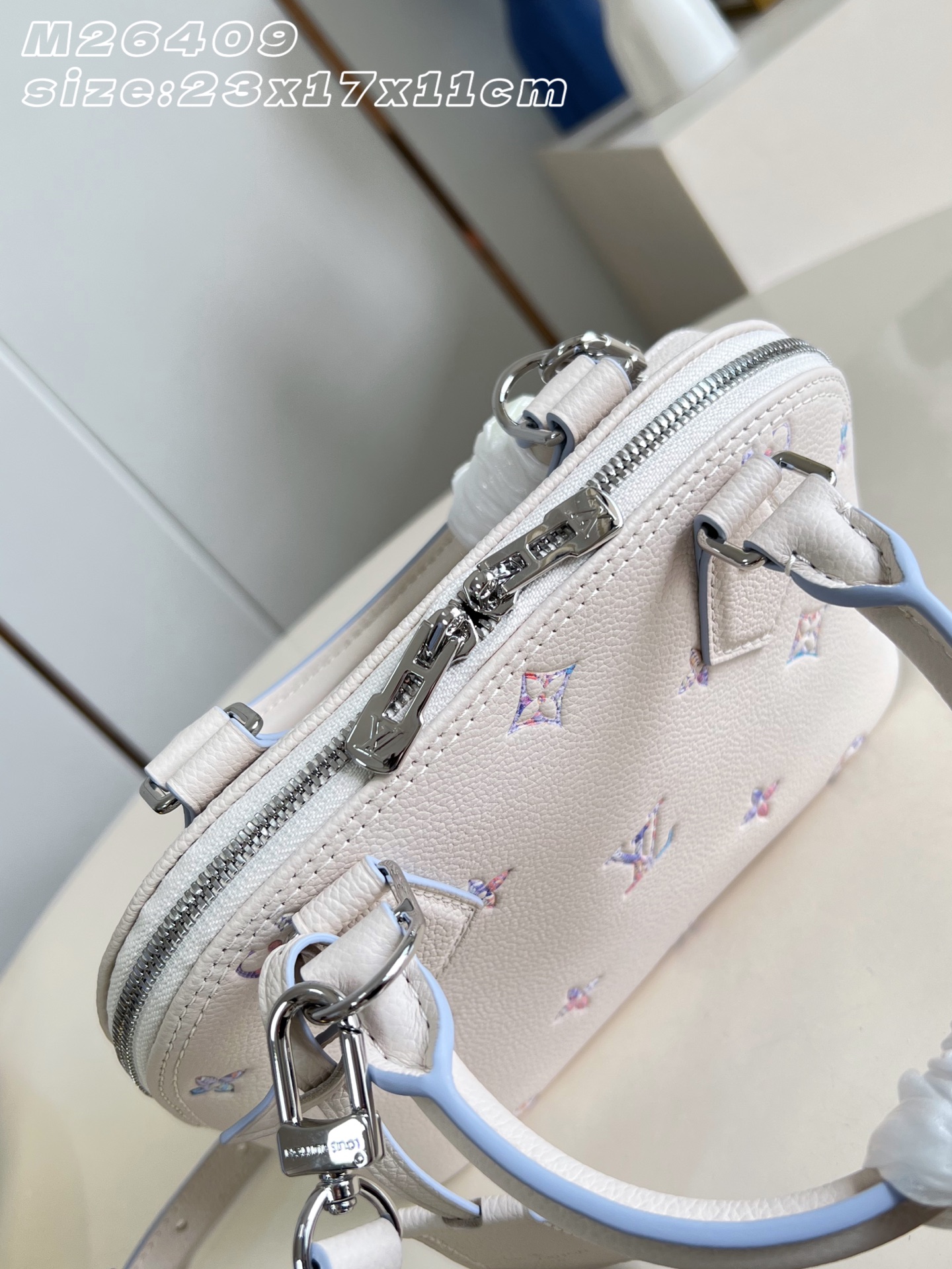 【顶级原单 M26409梦幻紫 】M2A086 本款 Alma BB 手袋出自 Monogram Empreinte 系