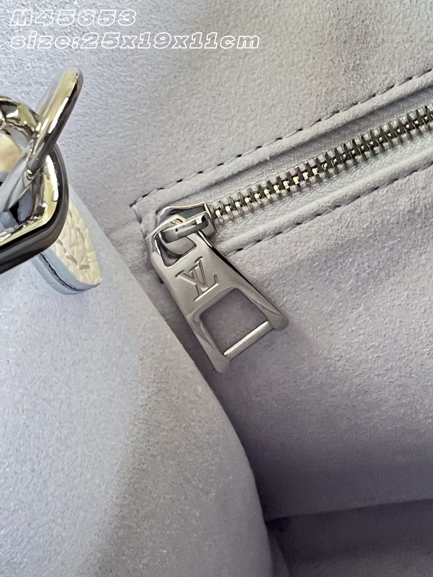 【顶级原单 M45653梦幻紫 】M29976 OnTheGo 小号手袋邂逅典雅 Link 标识，以别致色调轻松点亮各式