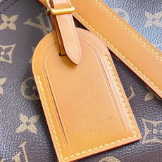 【顶级原单 M2A210 】本款 Keepall Bandoulière 35 手袋以 Monogram Archive 【顶级原单 M2A210 】本款 Keepall Bandoulière 35 手袋以 Monogram Archive