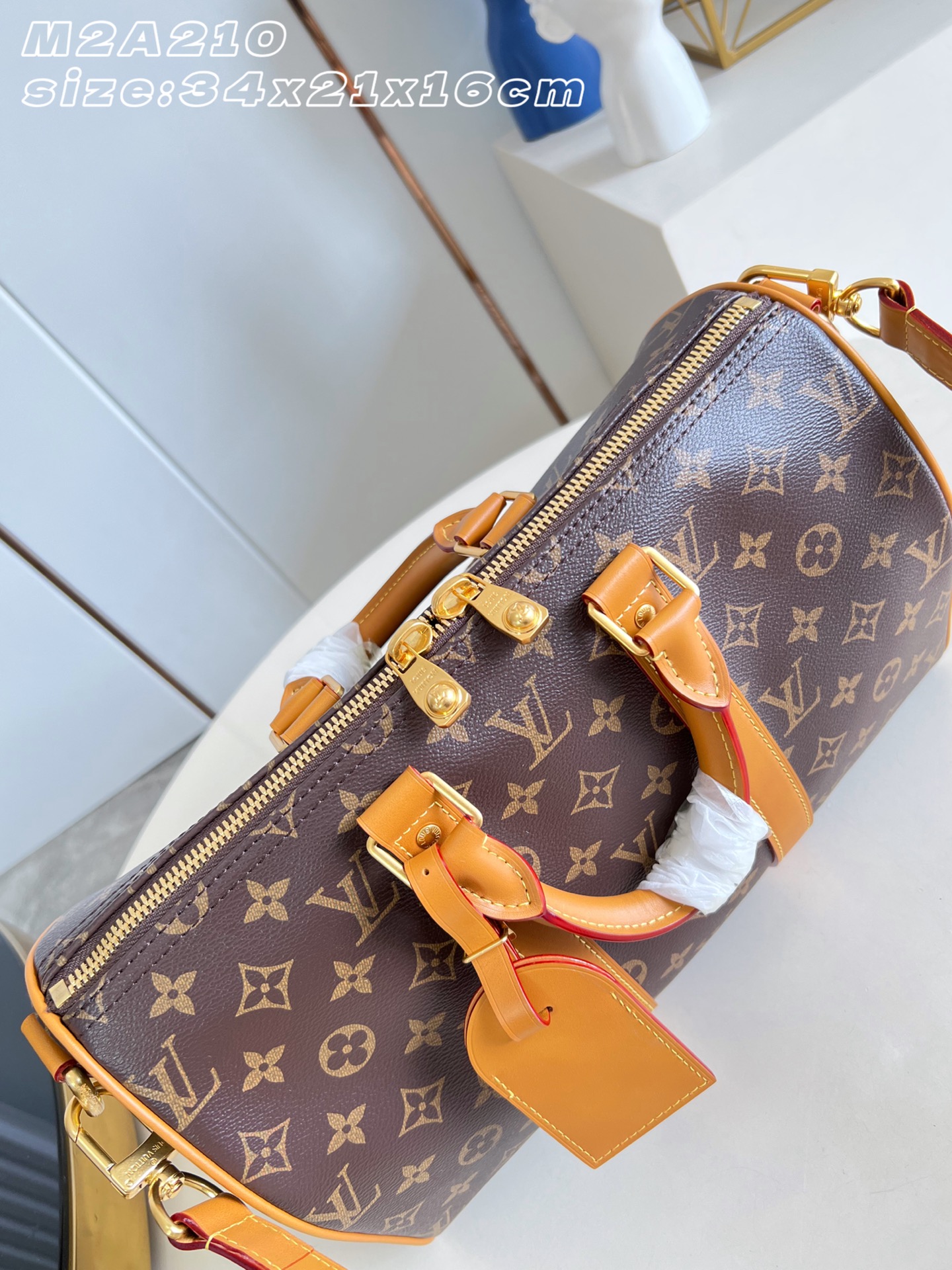 【顶级原单 M2A210 】本款 Keepall Bandoulière 35 手袋以 Monogram Archive 【顶级原单 M2A210 】本款 Keepall Bandoulière 35 手袋以 Monogram Archive